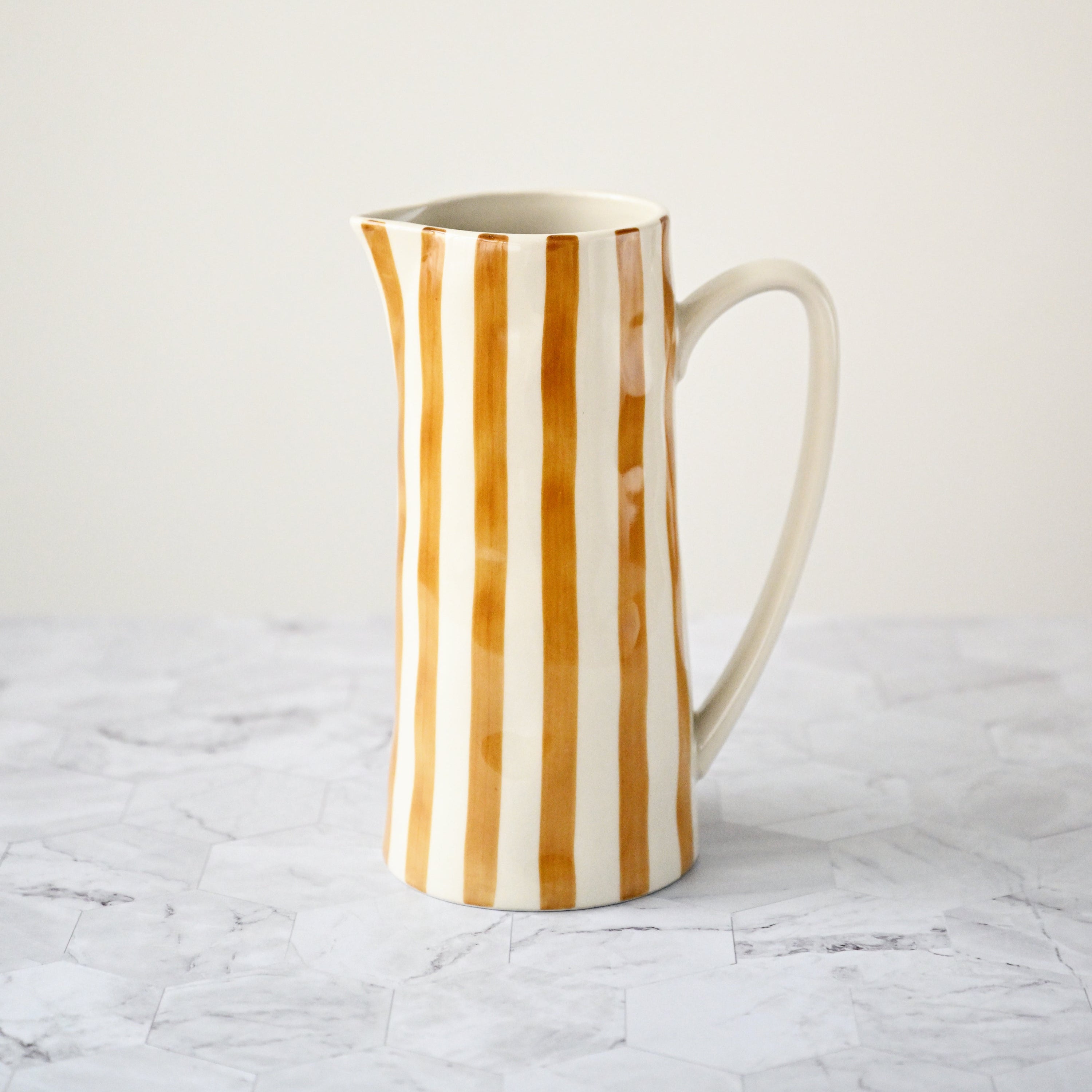 Begonia Jug - Brown 1