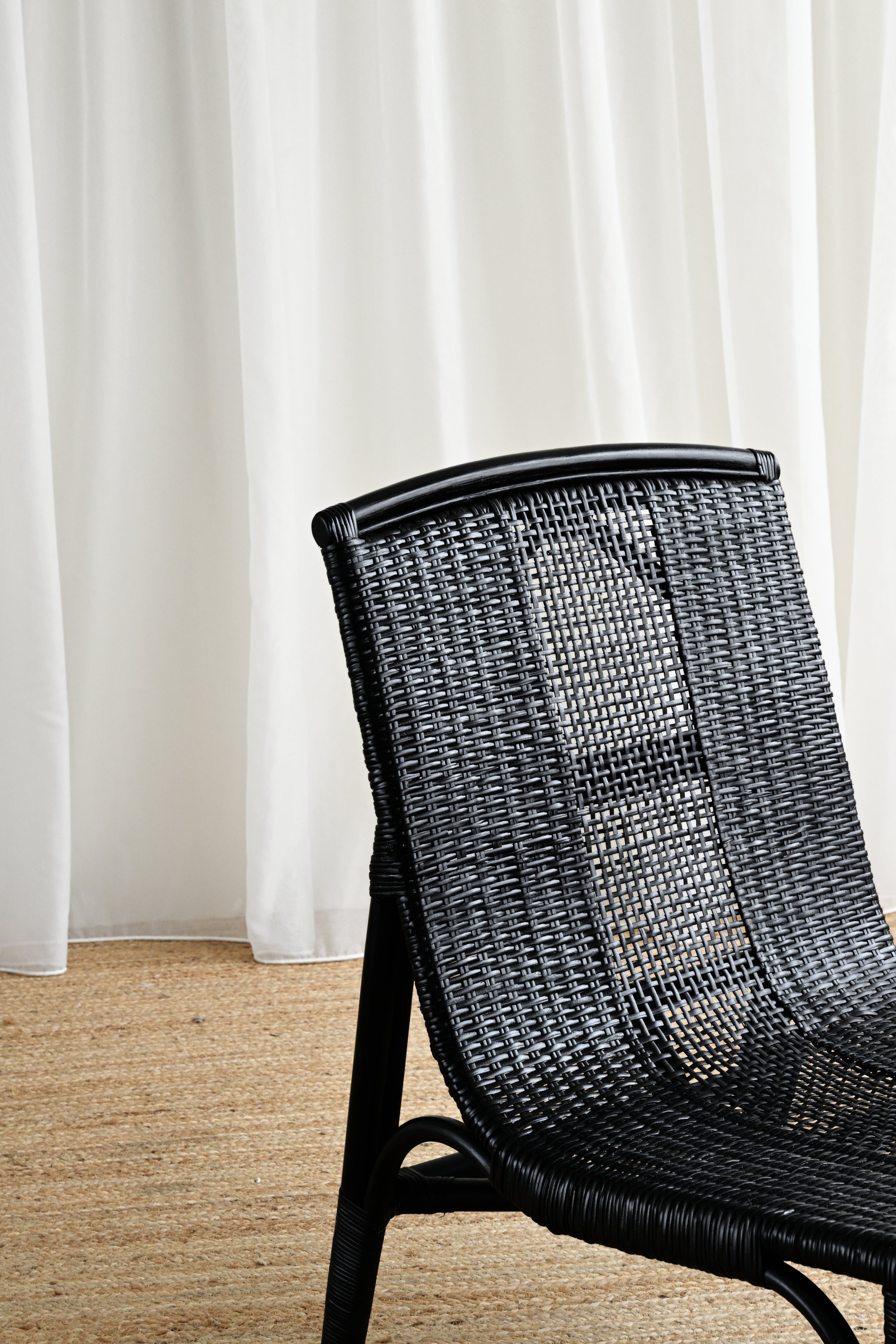 Binjai Rattan Lounge Chair 10