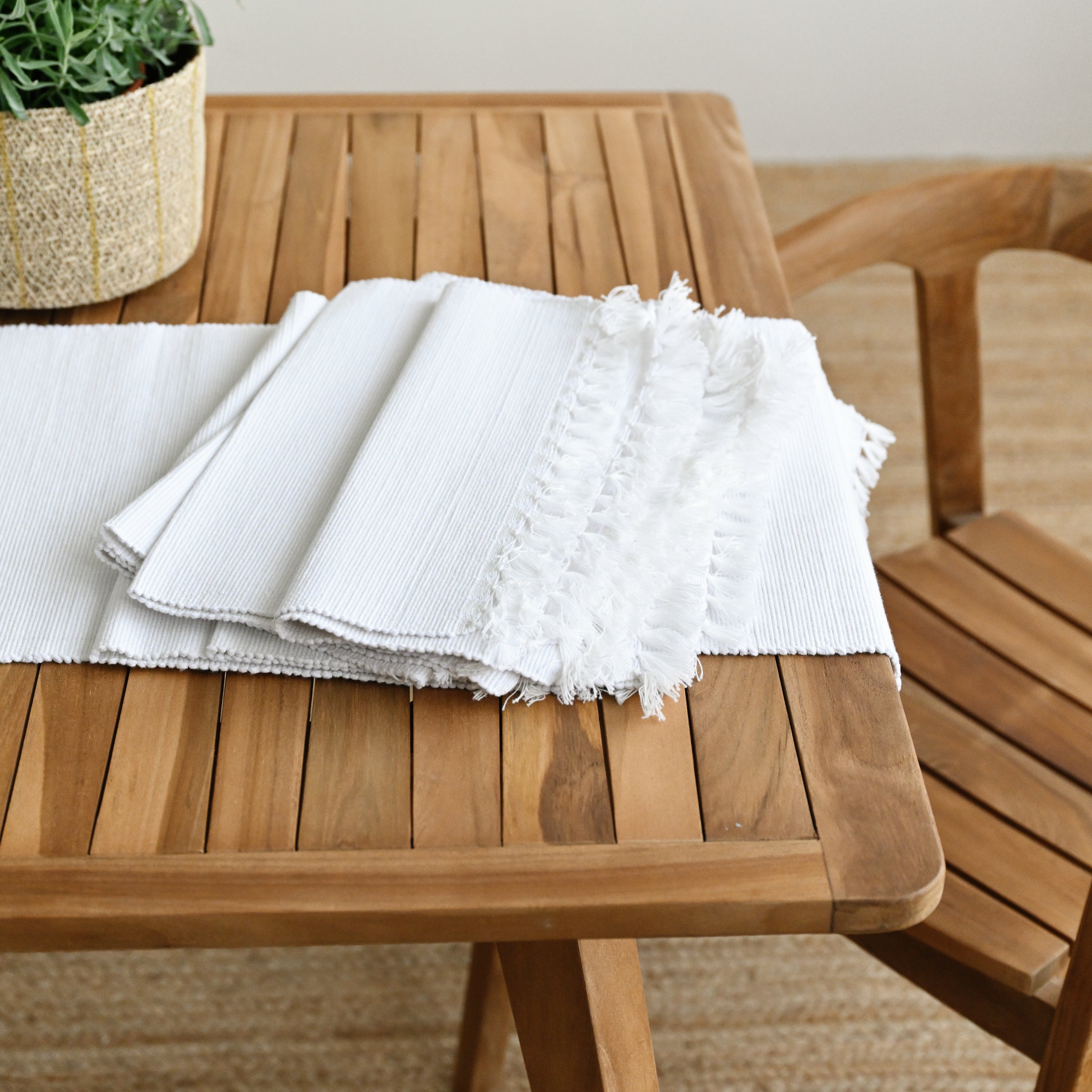 Coastal Table Runner Set 4