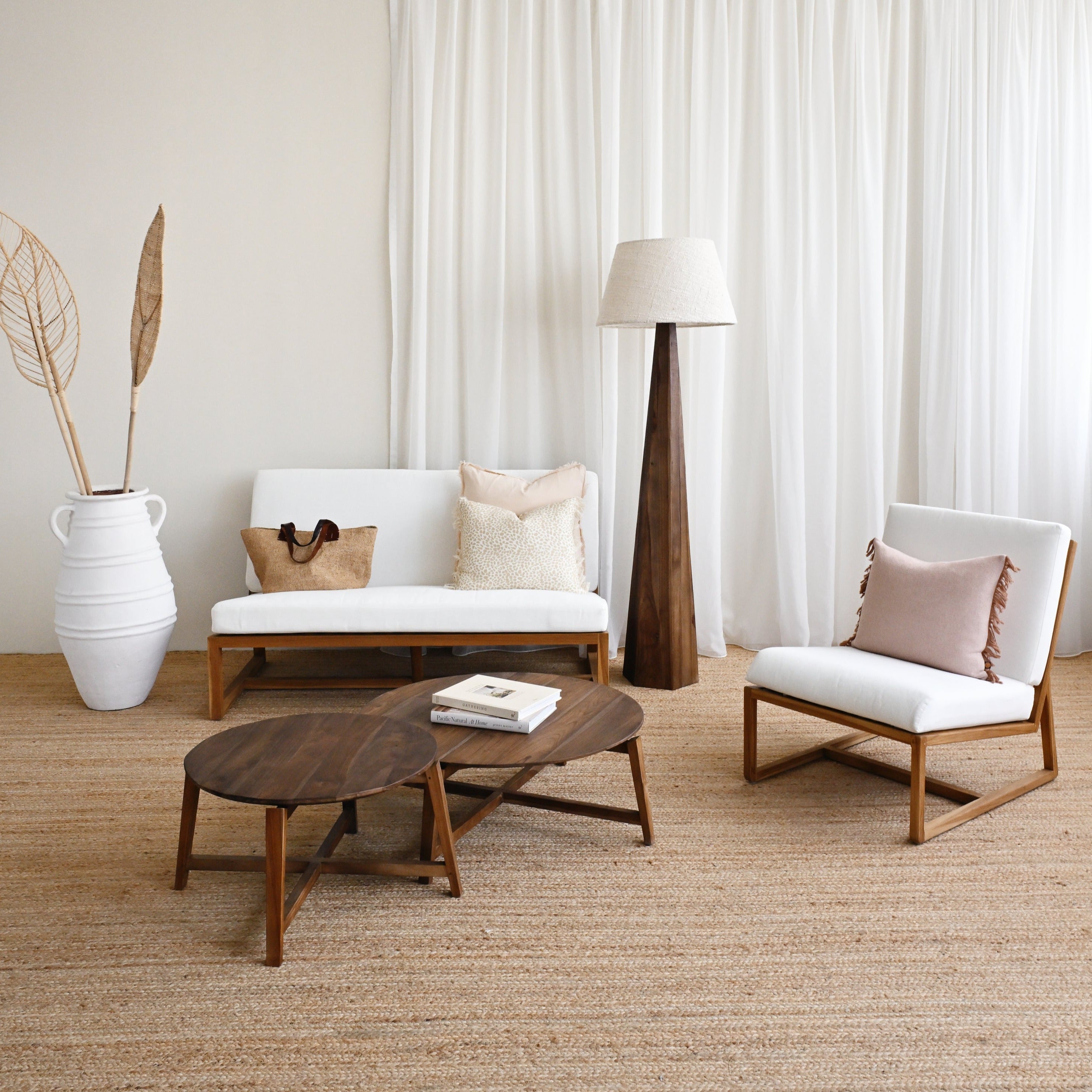 Montigo Floor Lamp