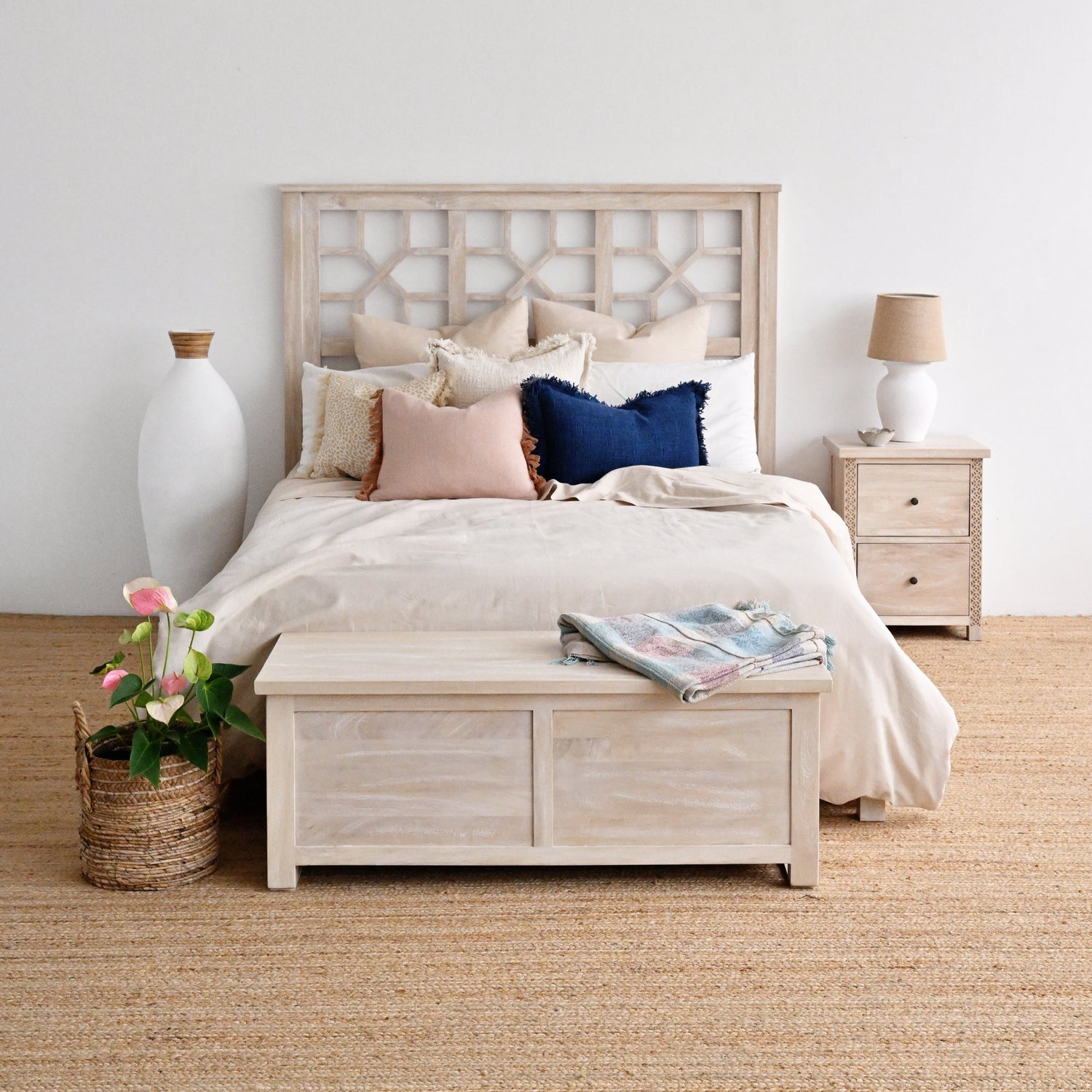 Ketok Bedside Table