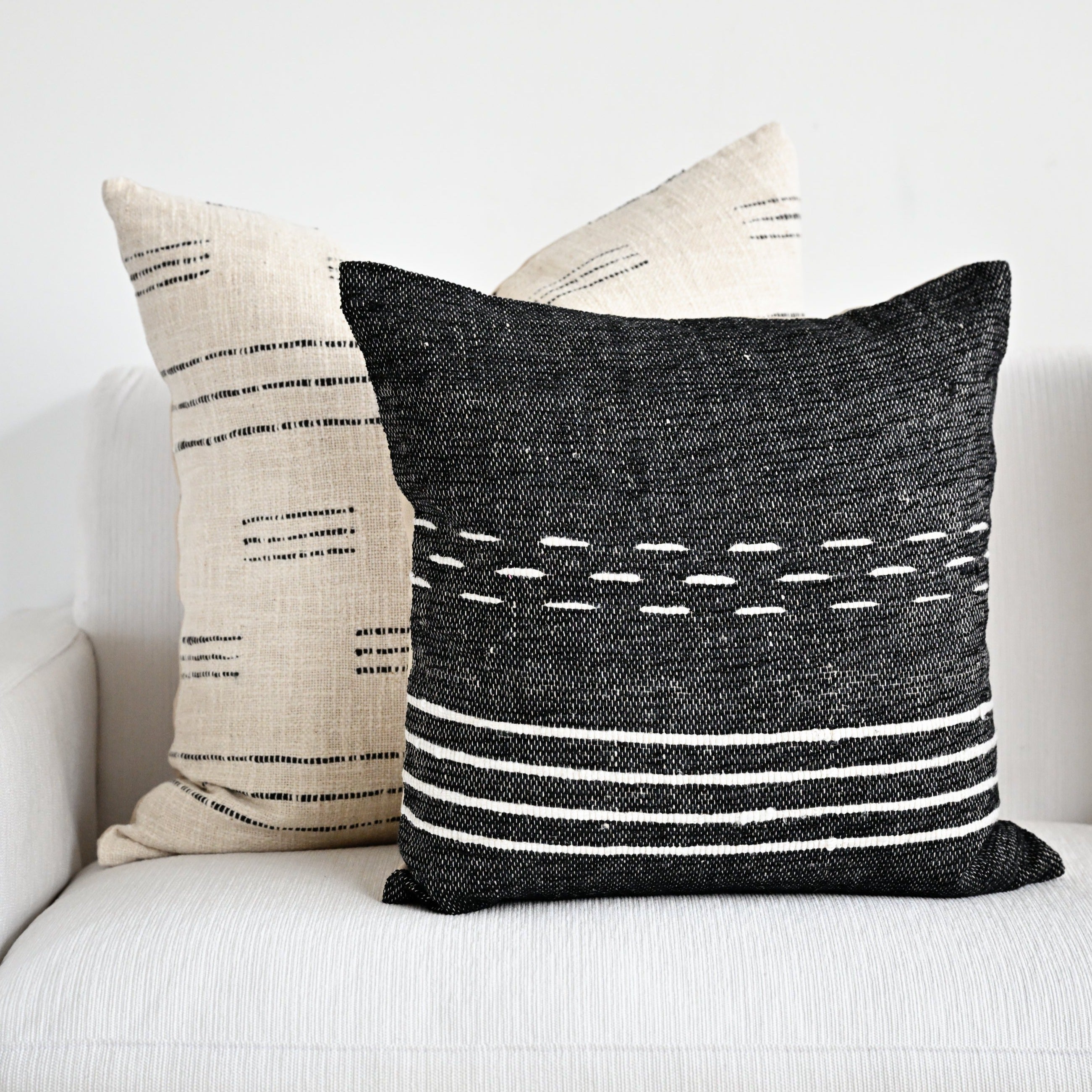 Mahika Cushion Cover