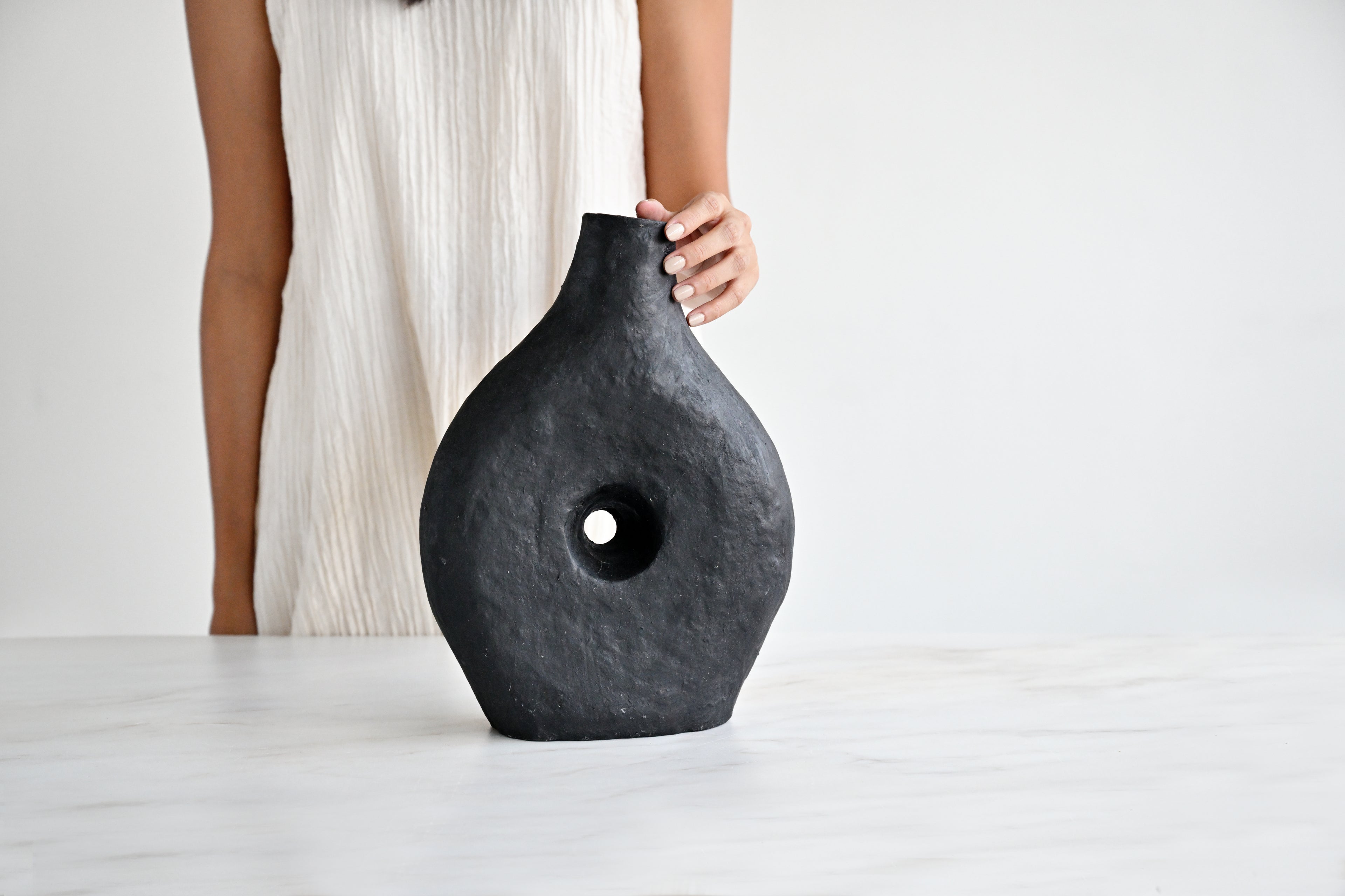 Jodhpur Round Vase with Hole