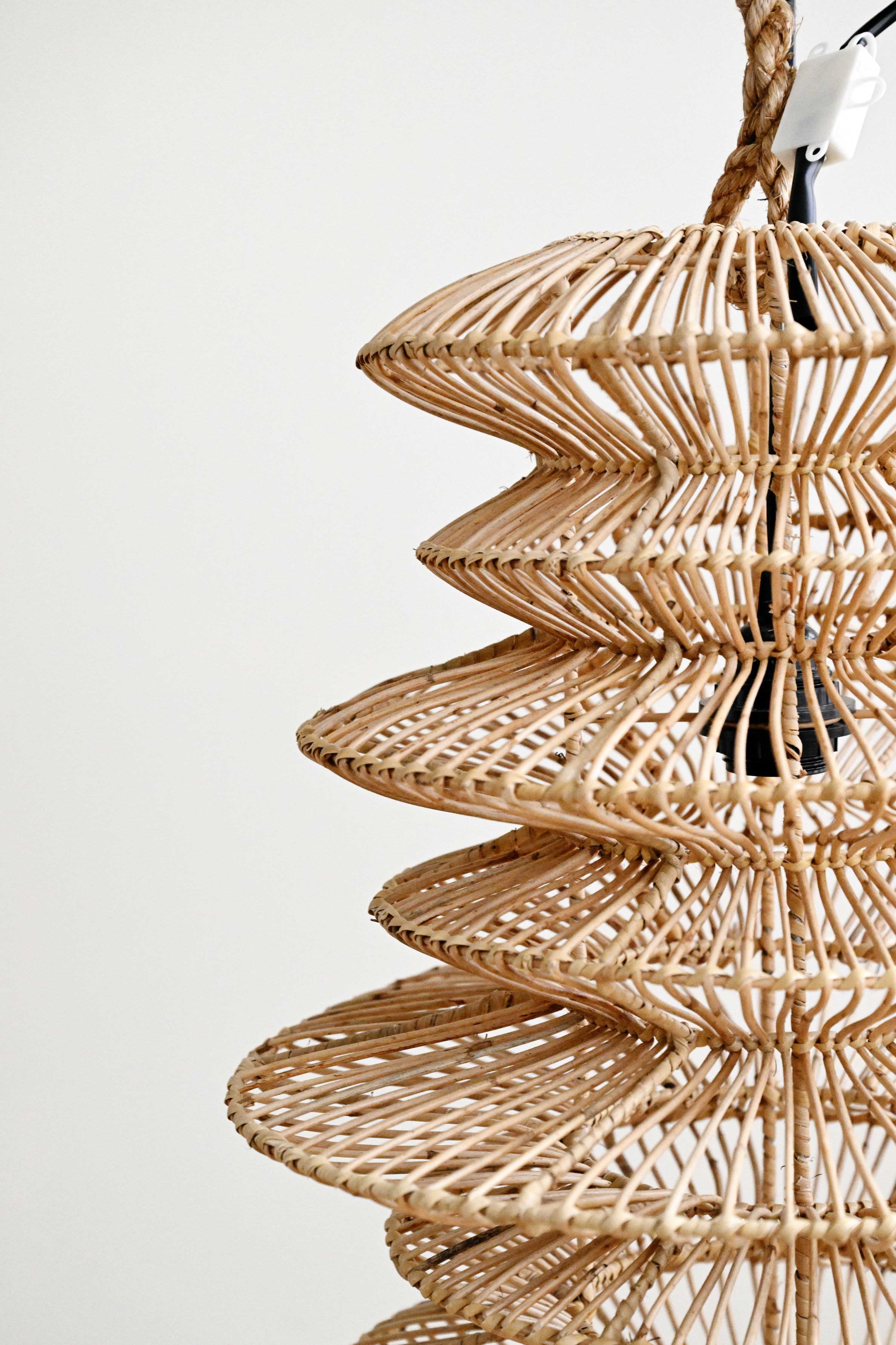 Hive Rattan Pendant Lamp 5