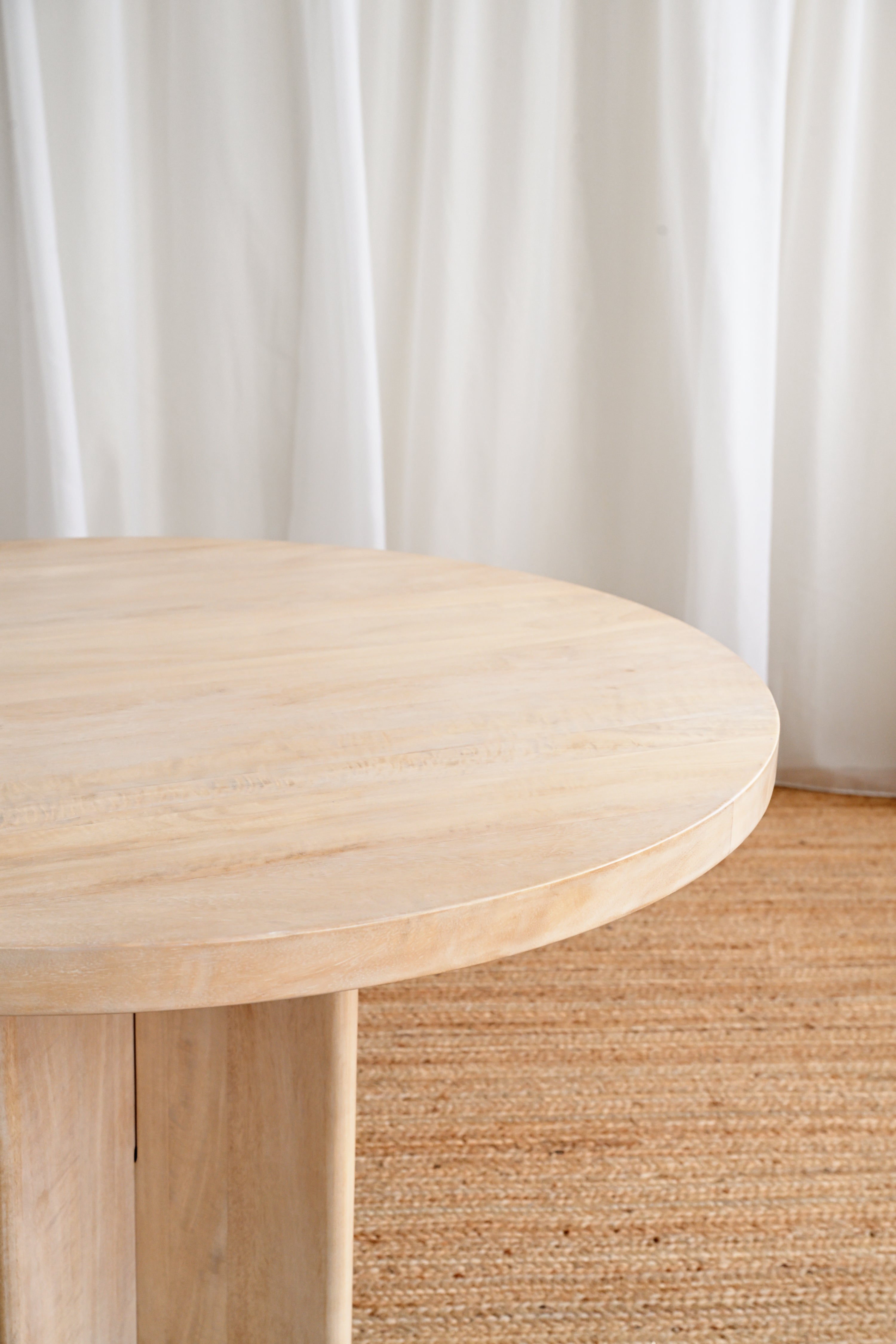 Karo Round Dining Table 4