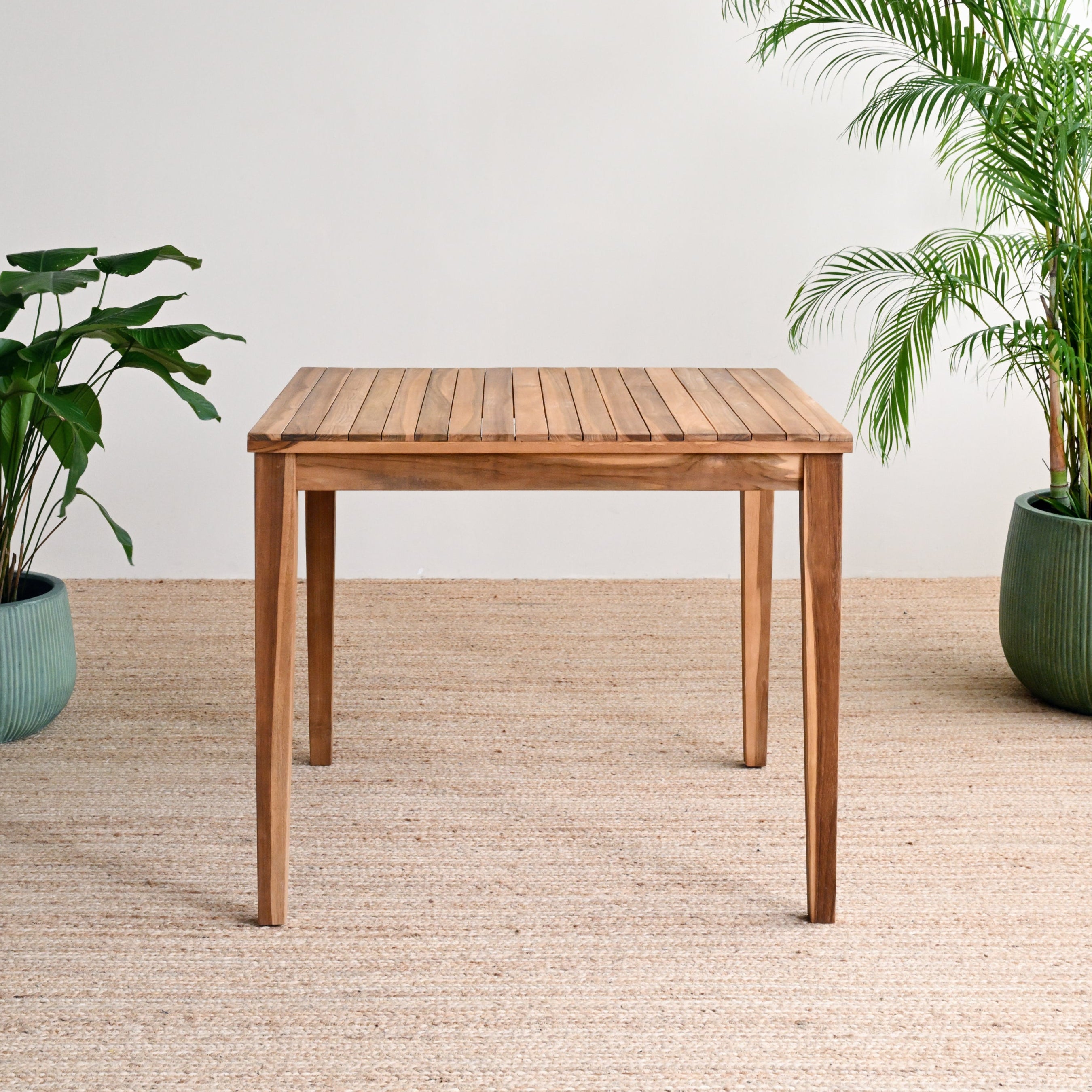 Kinito Outdoor Dining Table 2