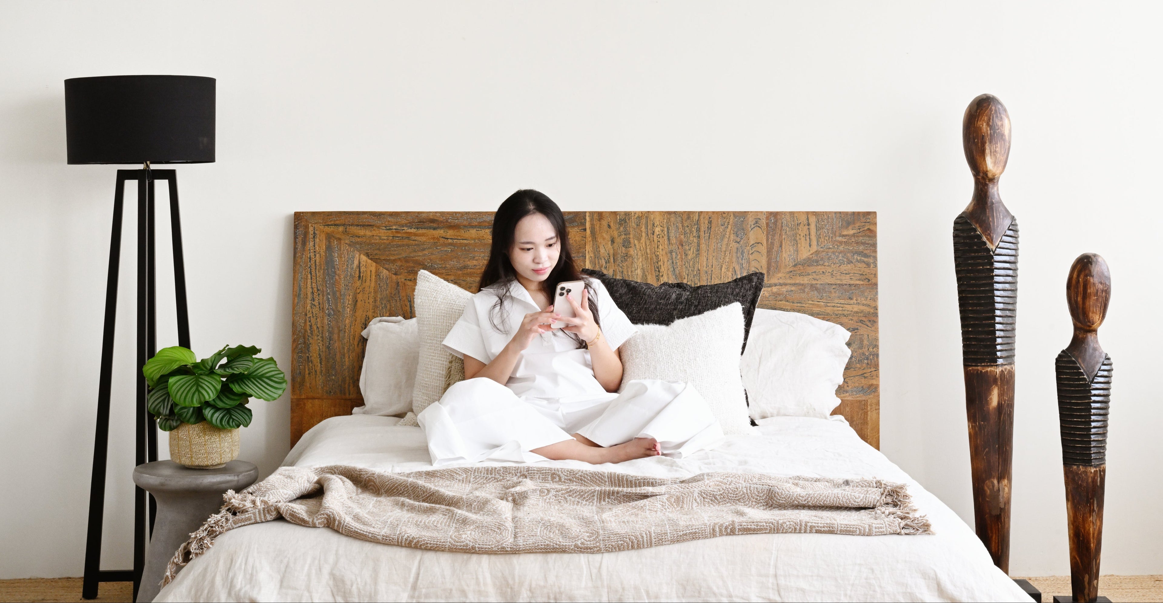 Madura Bed Midnight Indigo 5