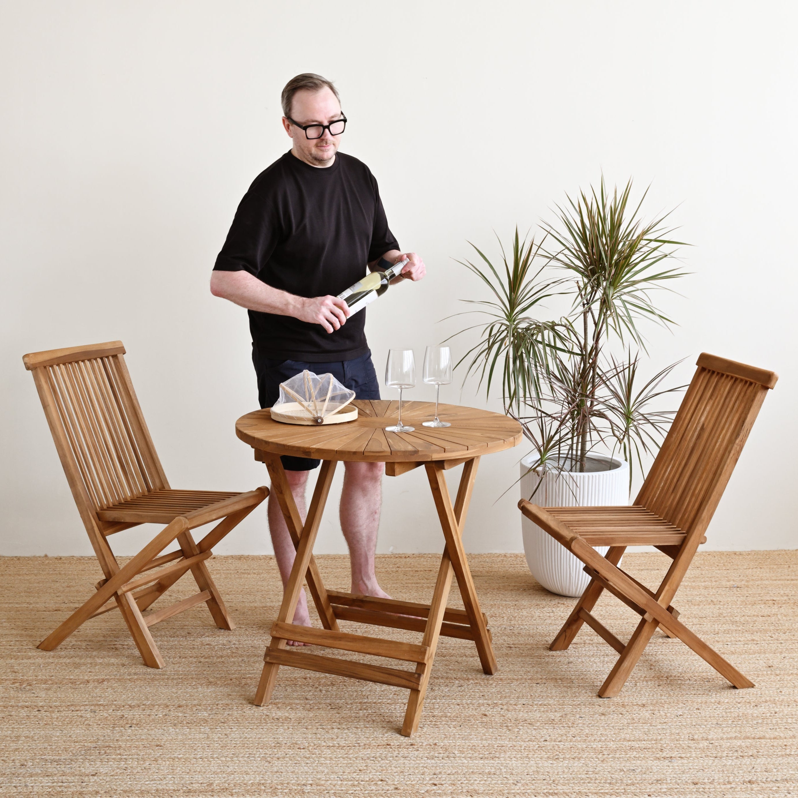 Outdoor Round Teak Folding Table 2
