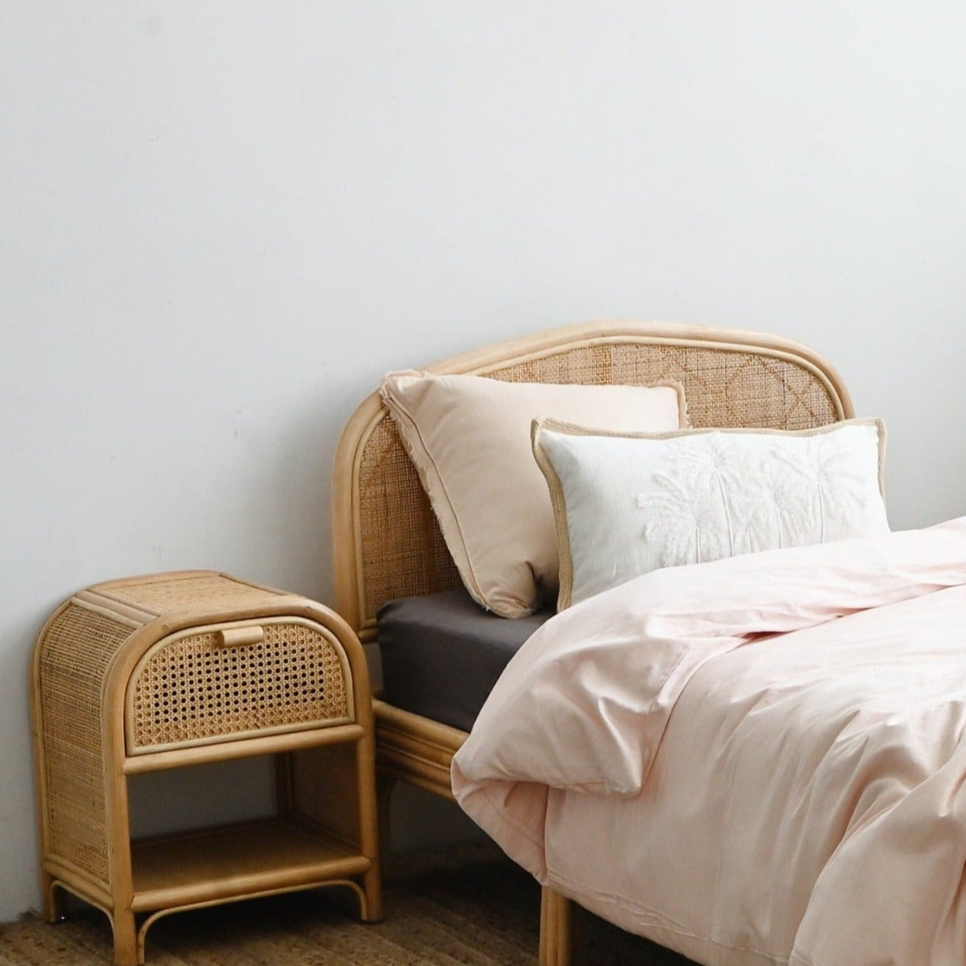 Isola Bedside Table
