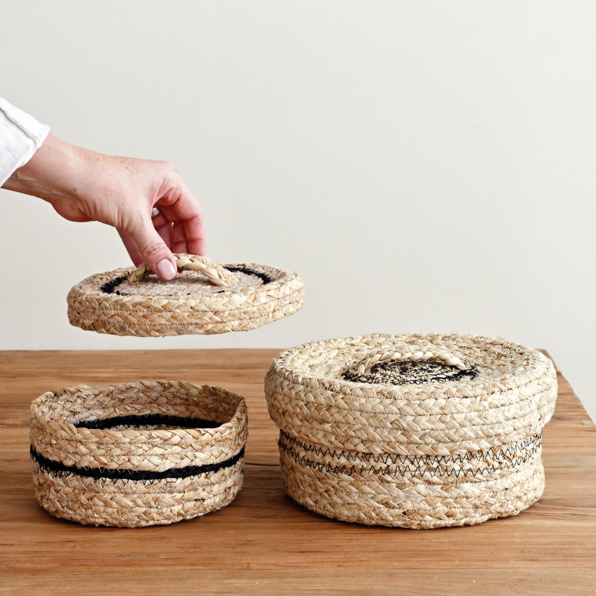 Round Tiffin Basket - Set of 2 6
