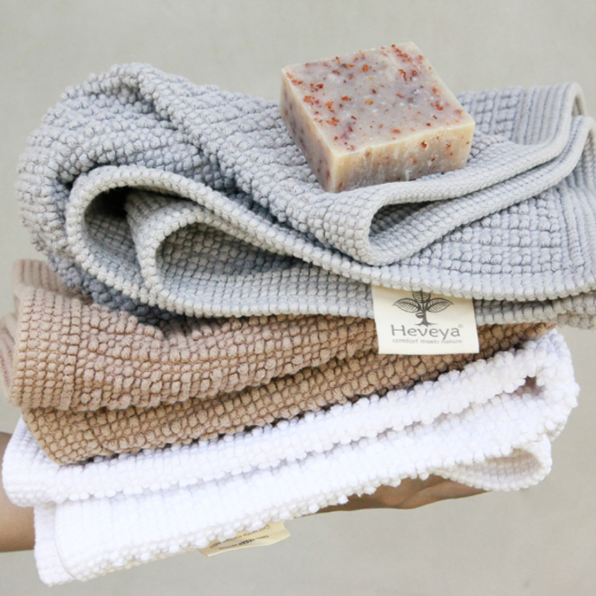 Heveya Vegan Cotton Bath Mat
