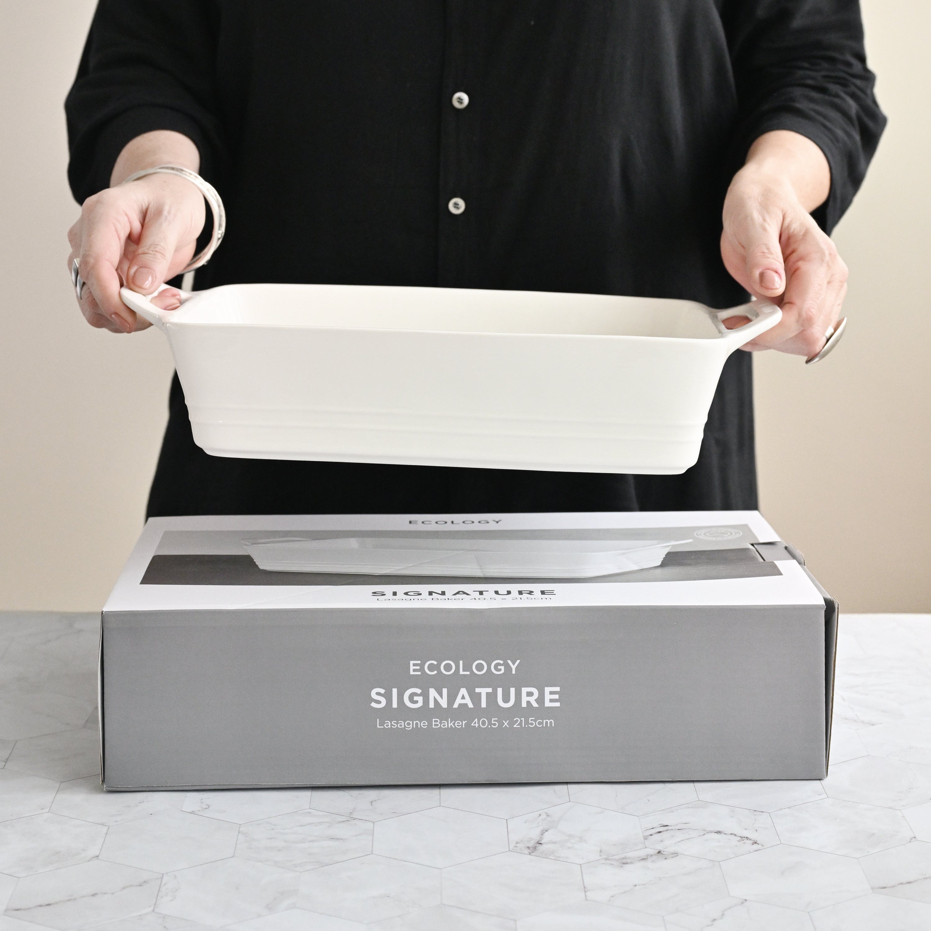 Signature Lasagne Baker with Handles - 40.5cm
