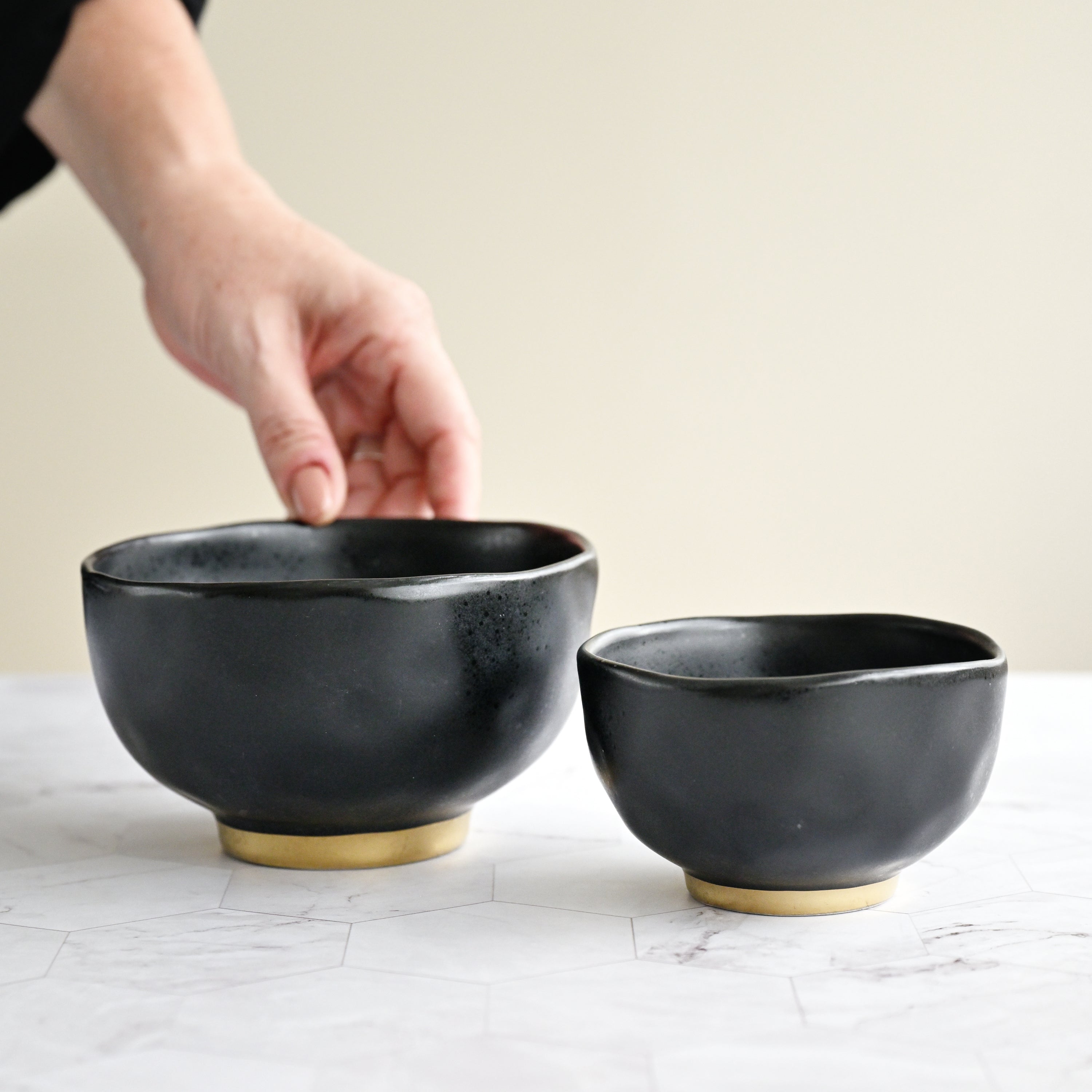 Speckle Ebony Footed Noodle Bowl - Set of 2