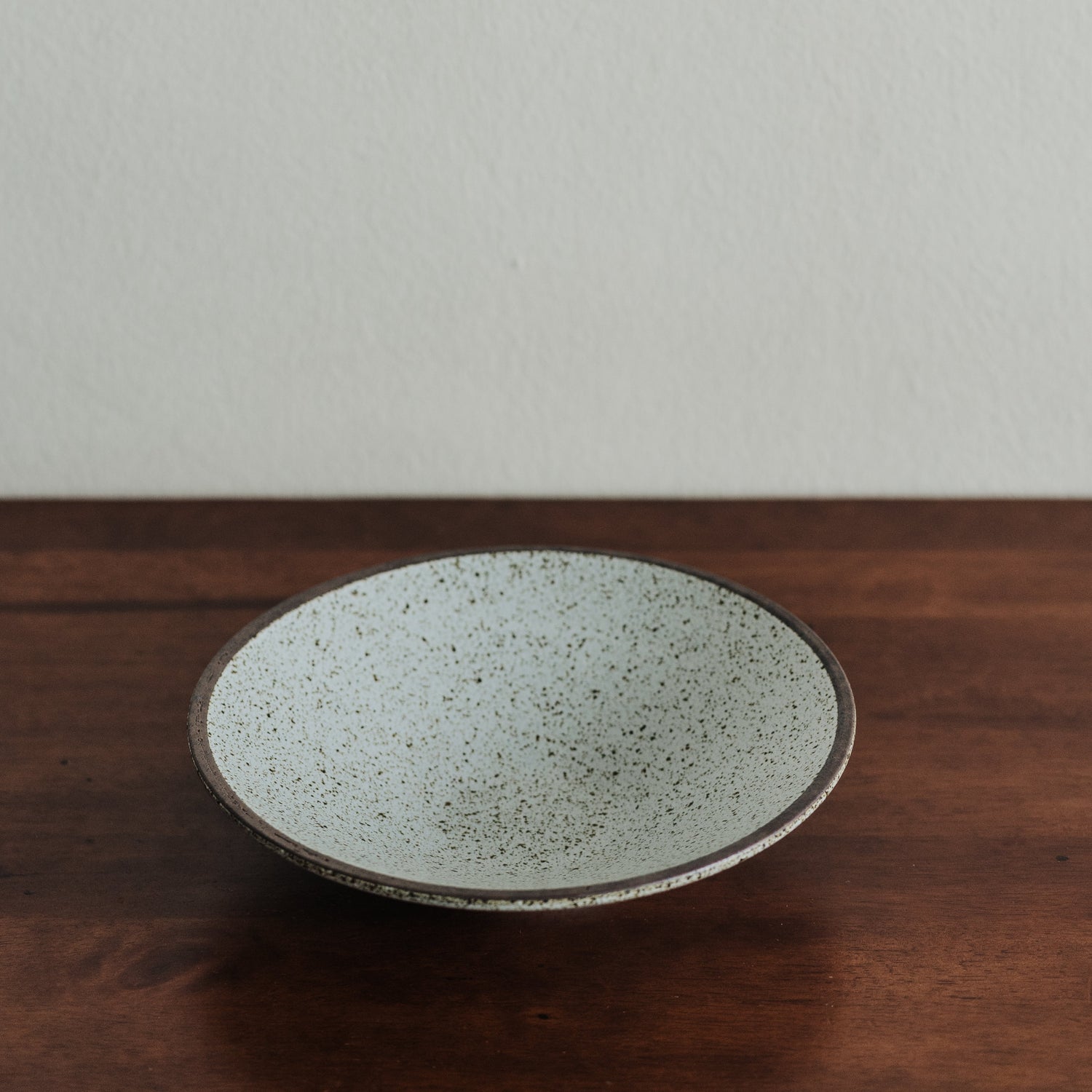 Natural White Hiragata