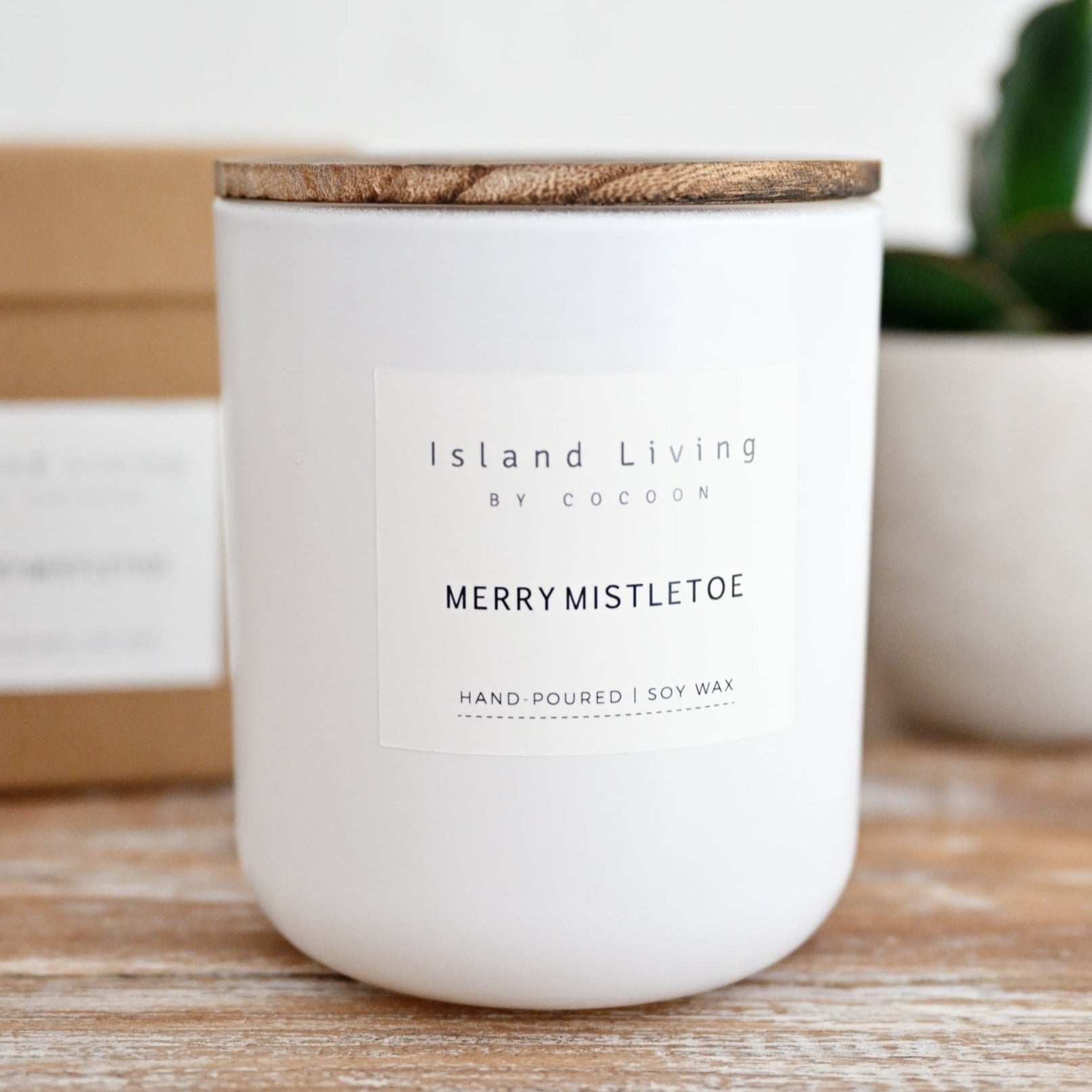 Merry Mistletoe Island Living Soy Candle