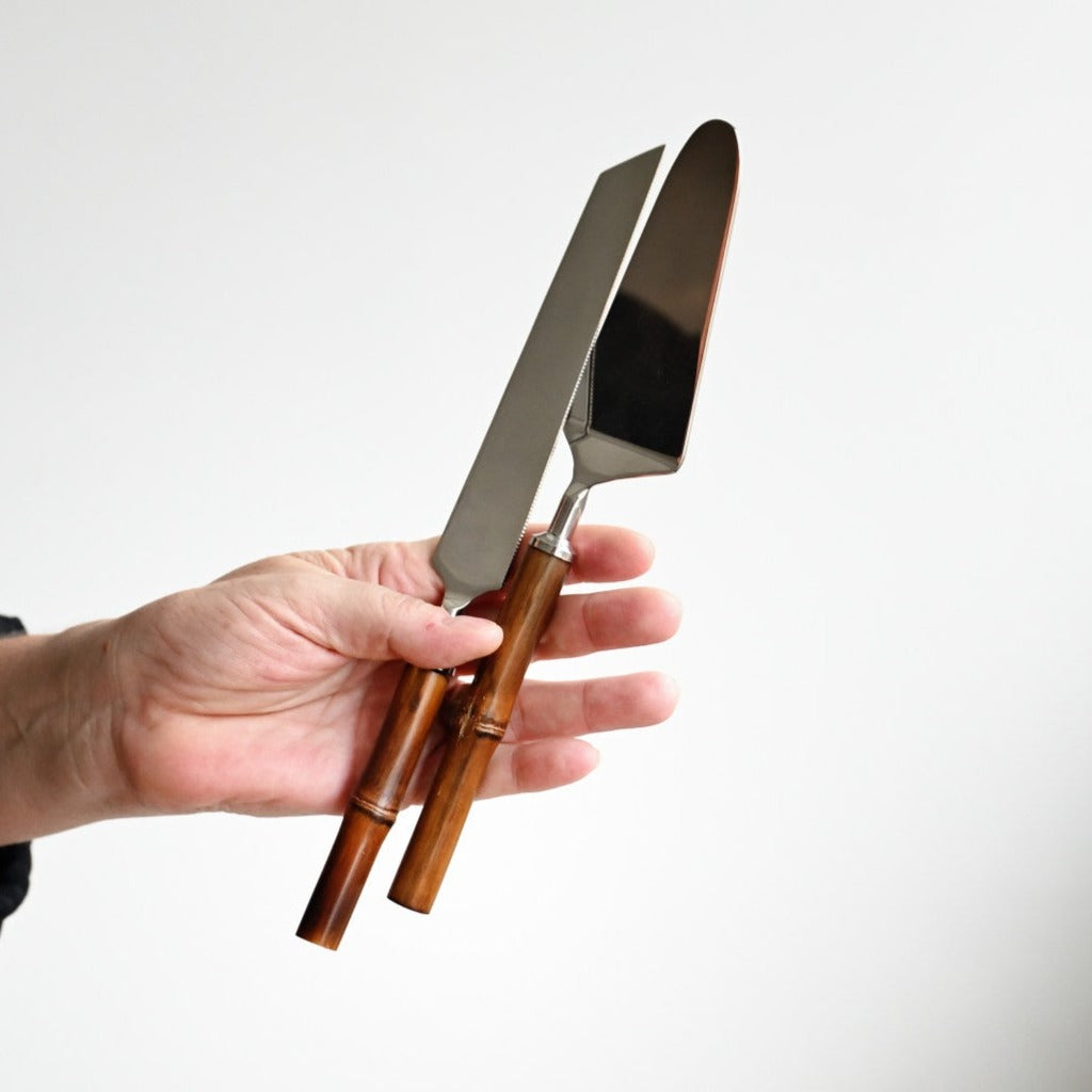 Oasis Cake and Knife Server