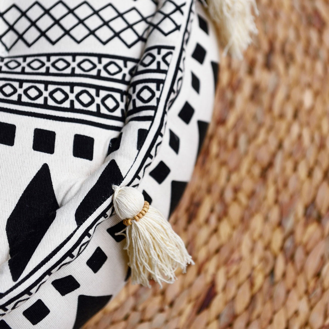 Round Aztec Linen Cotton Pouffe