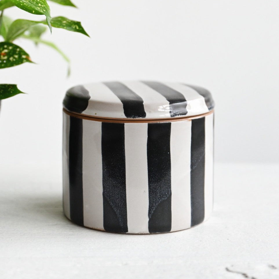 Serina Jar With Lid