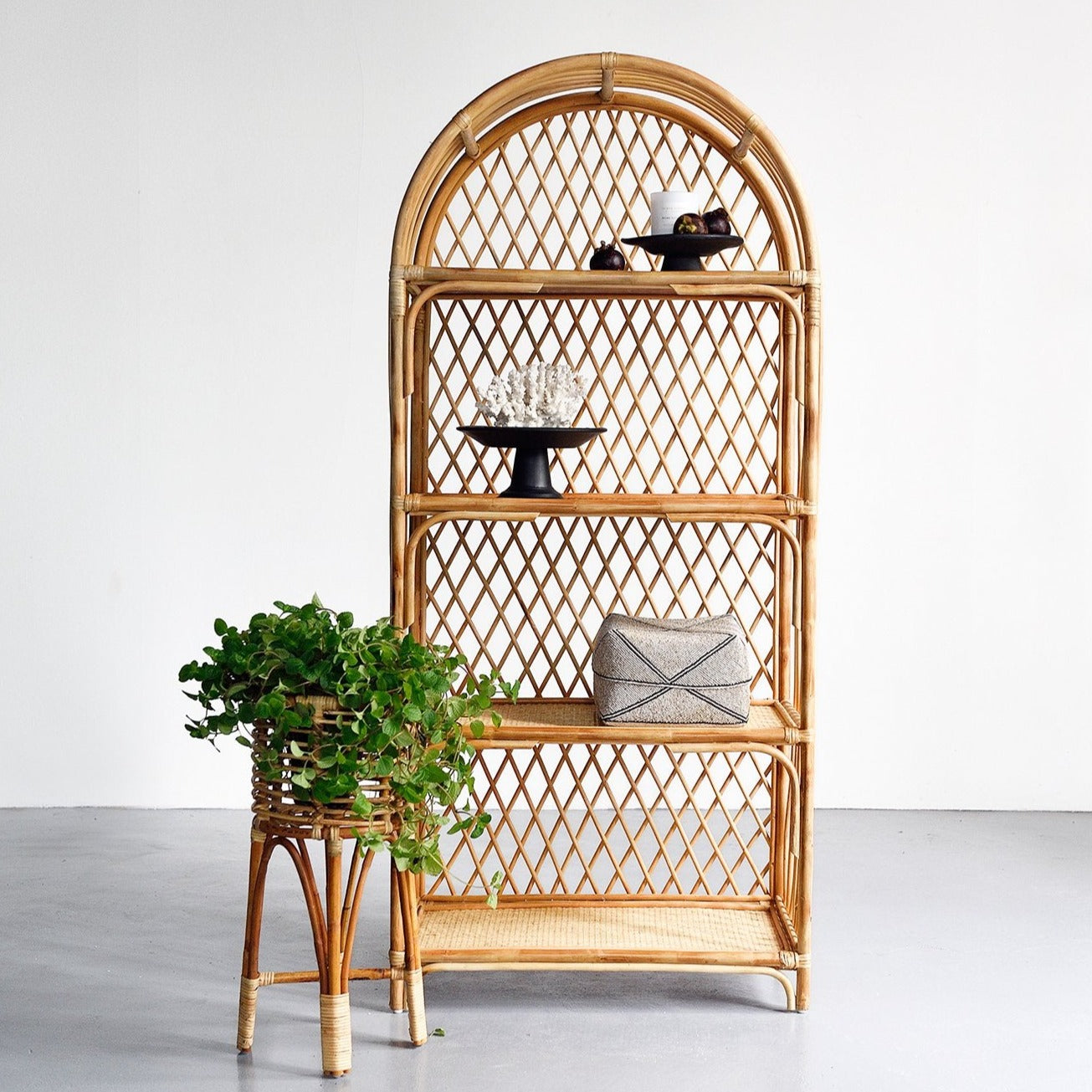 Bungalow Bookshelf