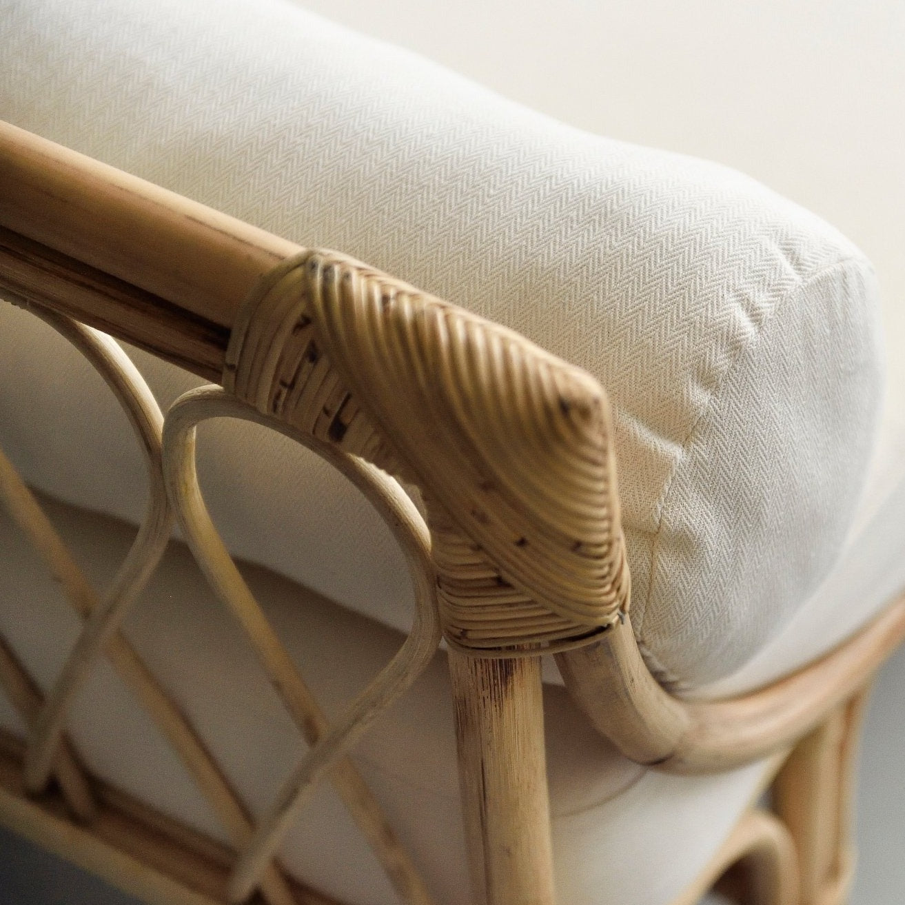 Large Aliki Daybed
