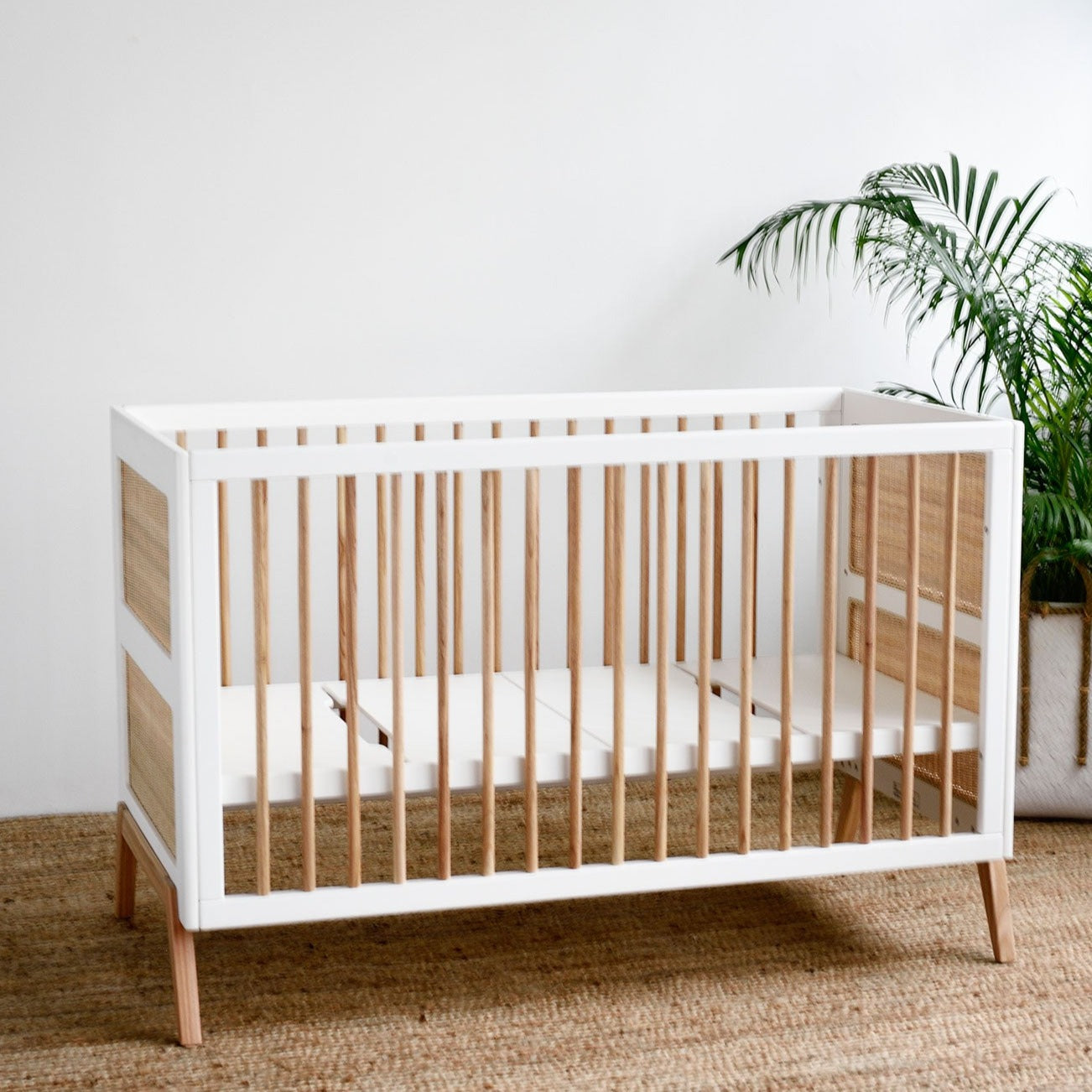 Marelia Baby Bed - White