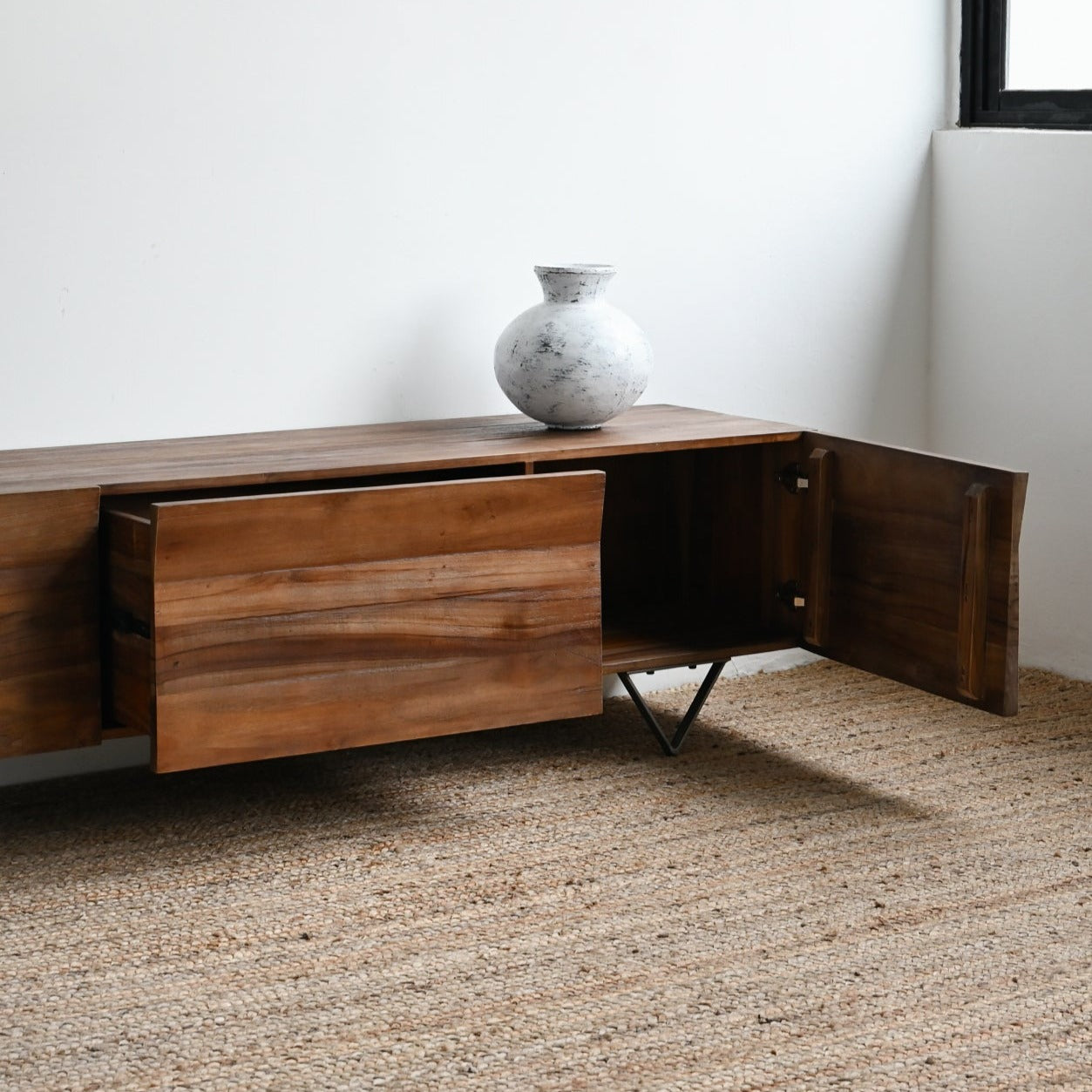 Lola TV Console - 180cm - Natural