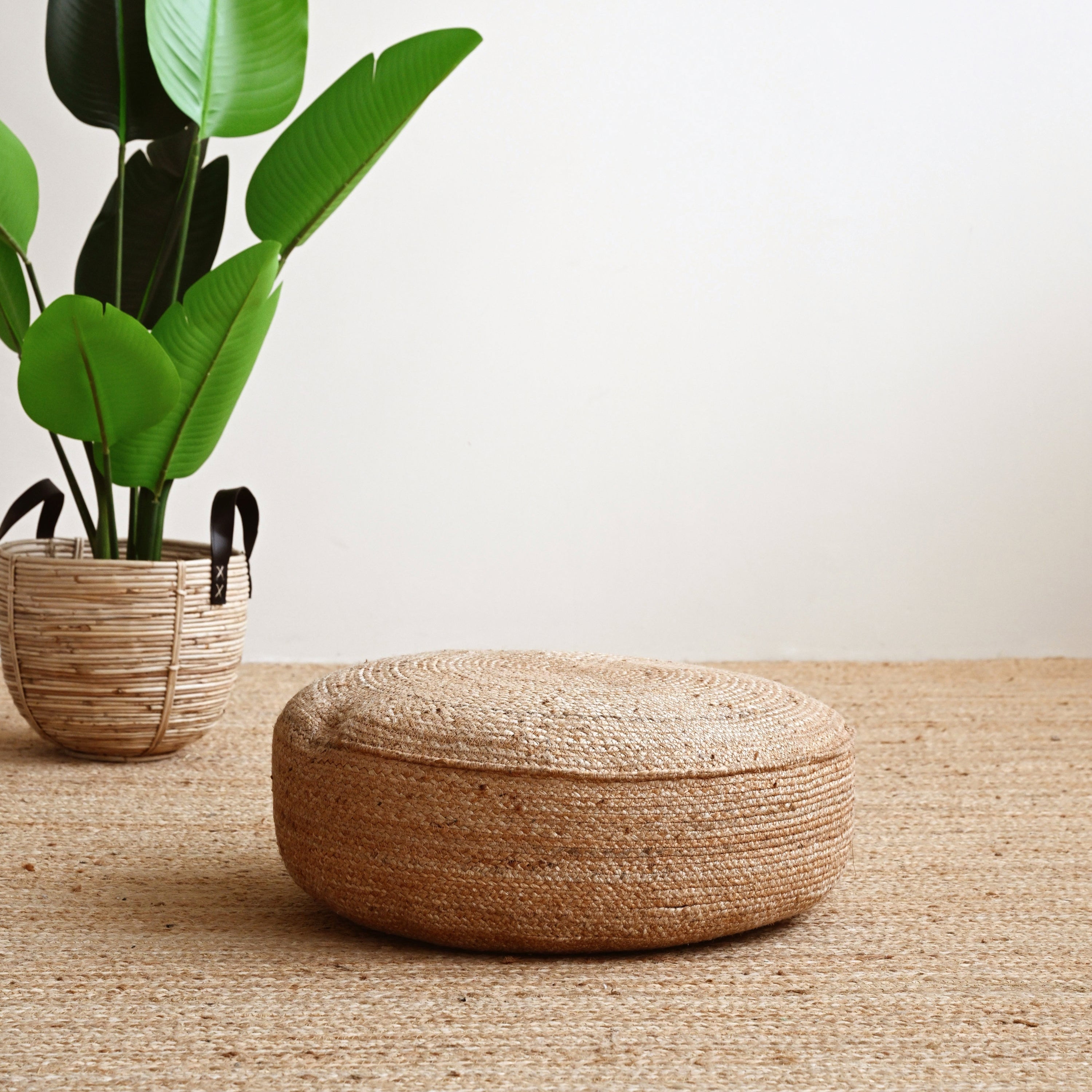 Bengal Jute Pouf 1