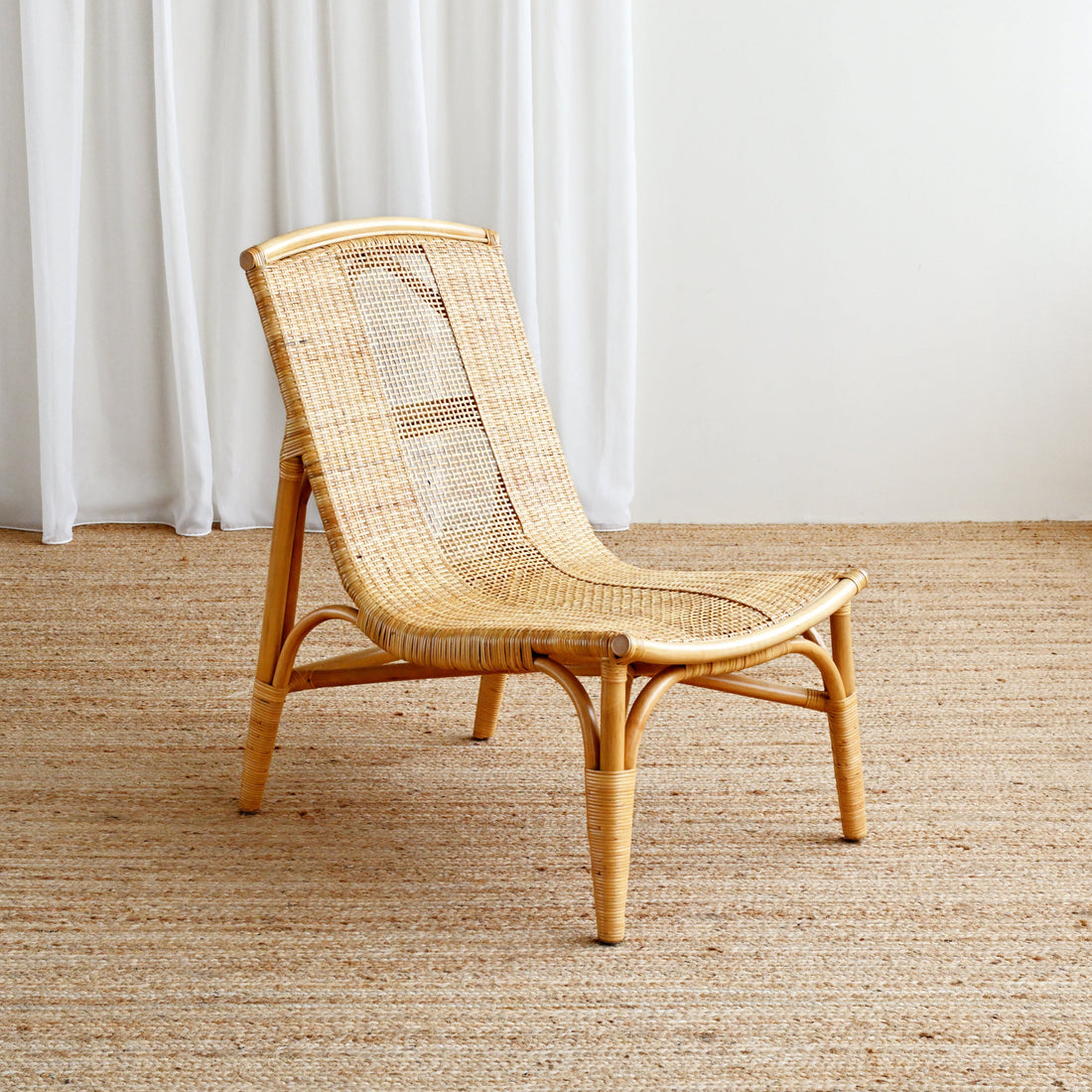 Binjai Rattan Lounge Chair