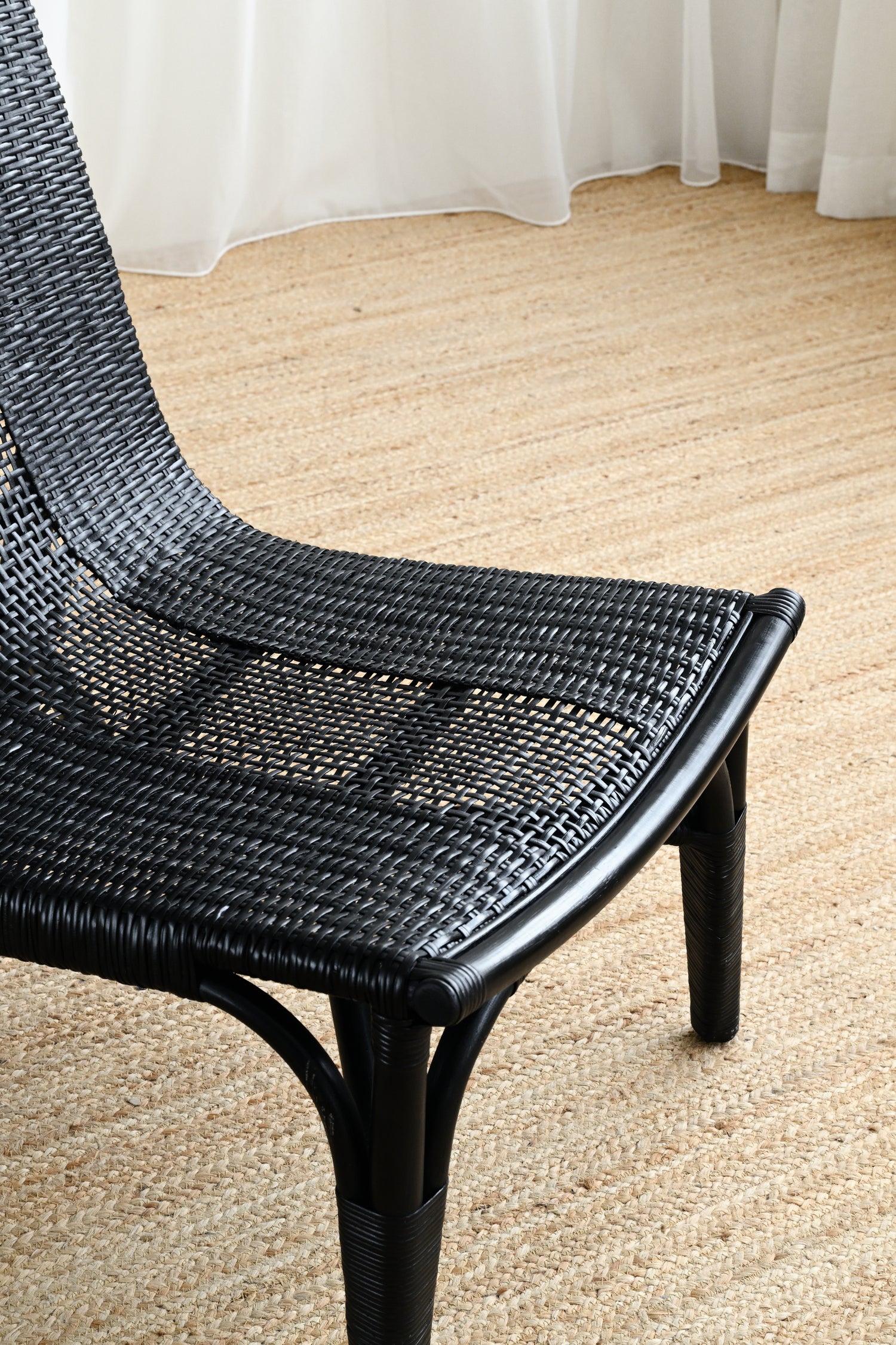Binjai Rattan Lounge Chair 8