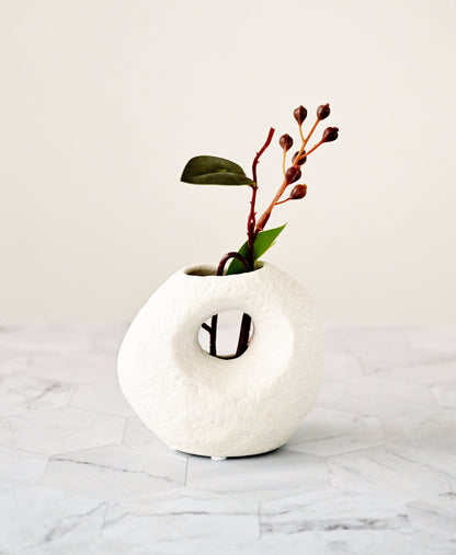 Caia Vase - White 3