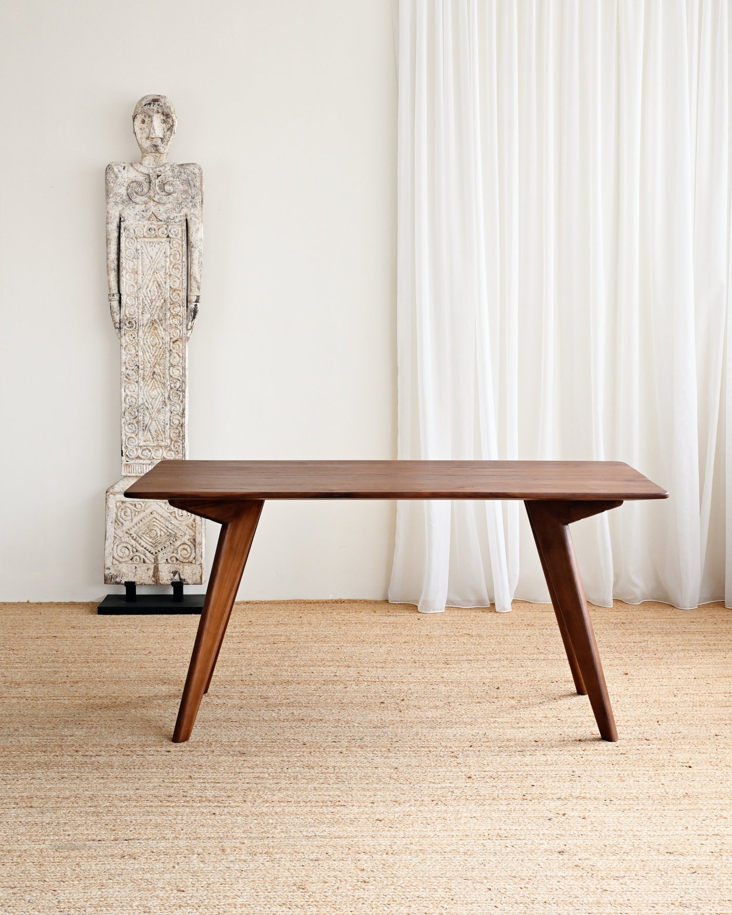 dining table with statue 