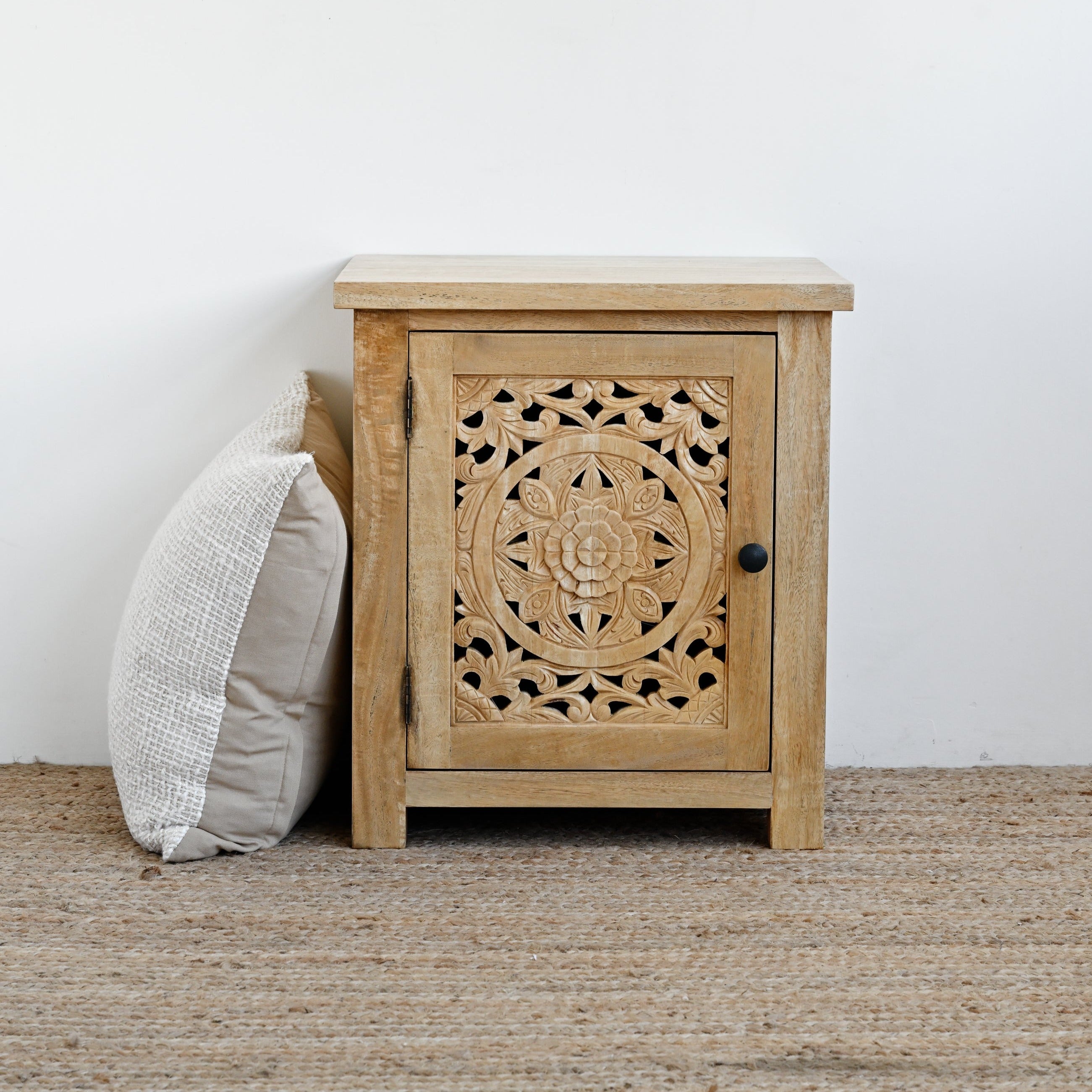 Kuno Bedside Table - Natural