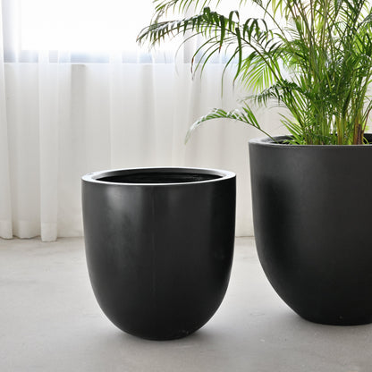 Bullet Concrete Pot - Black