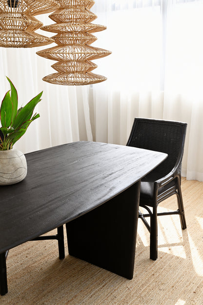Molly Dining Table in Black
