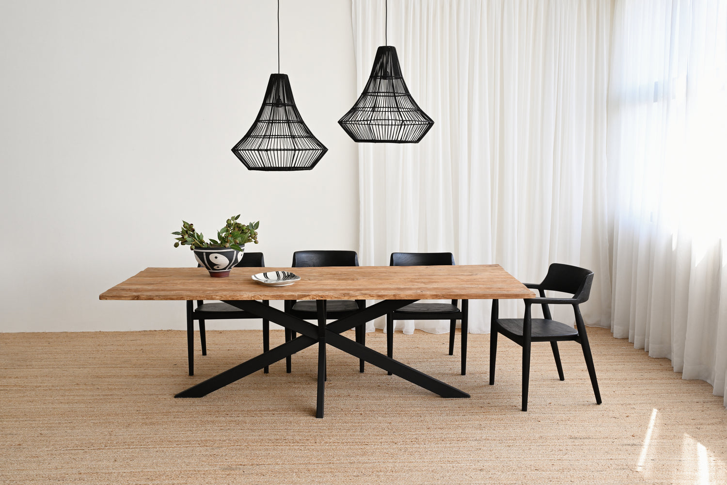 Nordika Dining Table