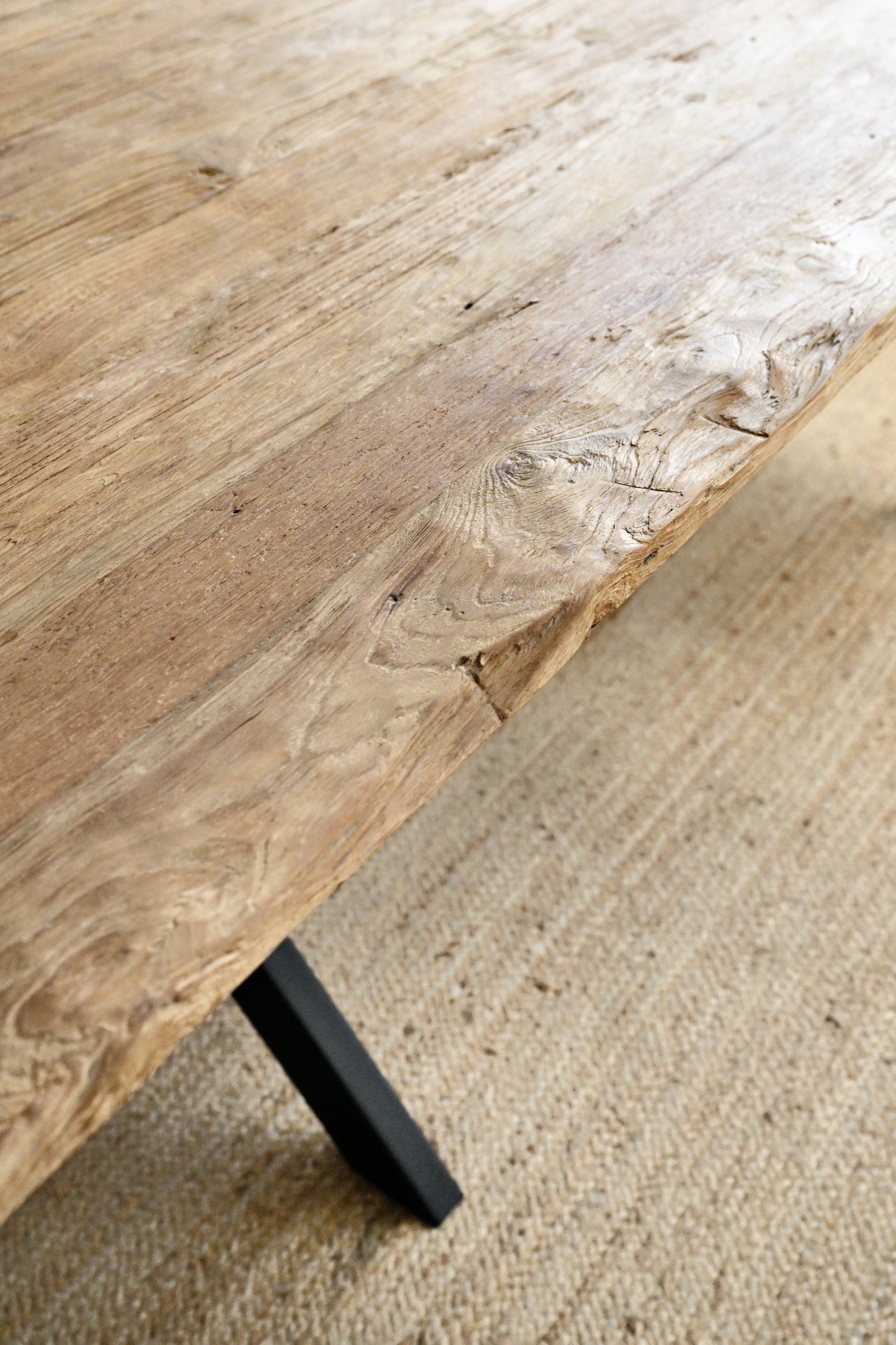 Nordika Dining Table