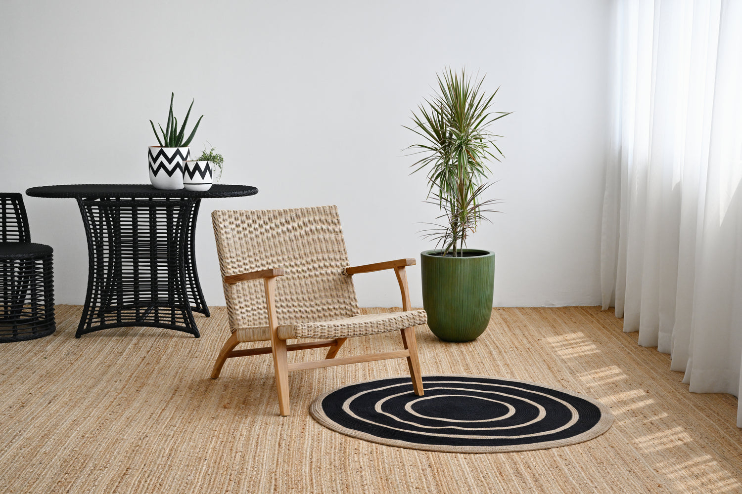 Lune Rug Black