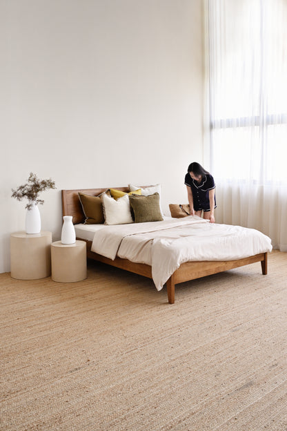 Ito Concrete Side Table - Beige