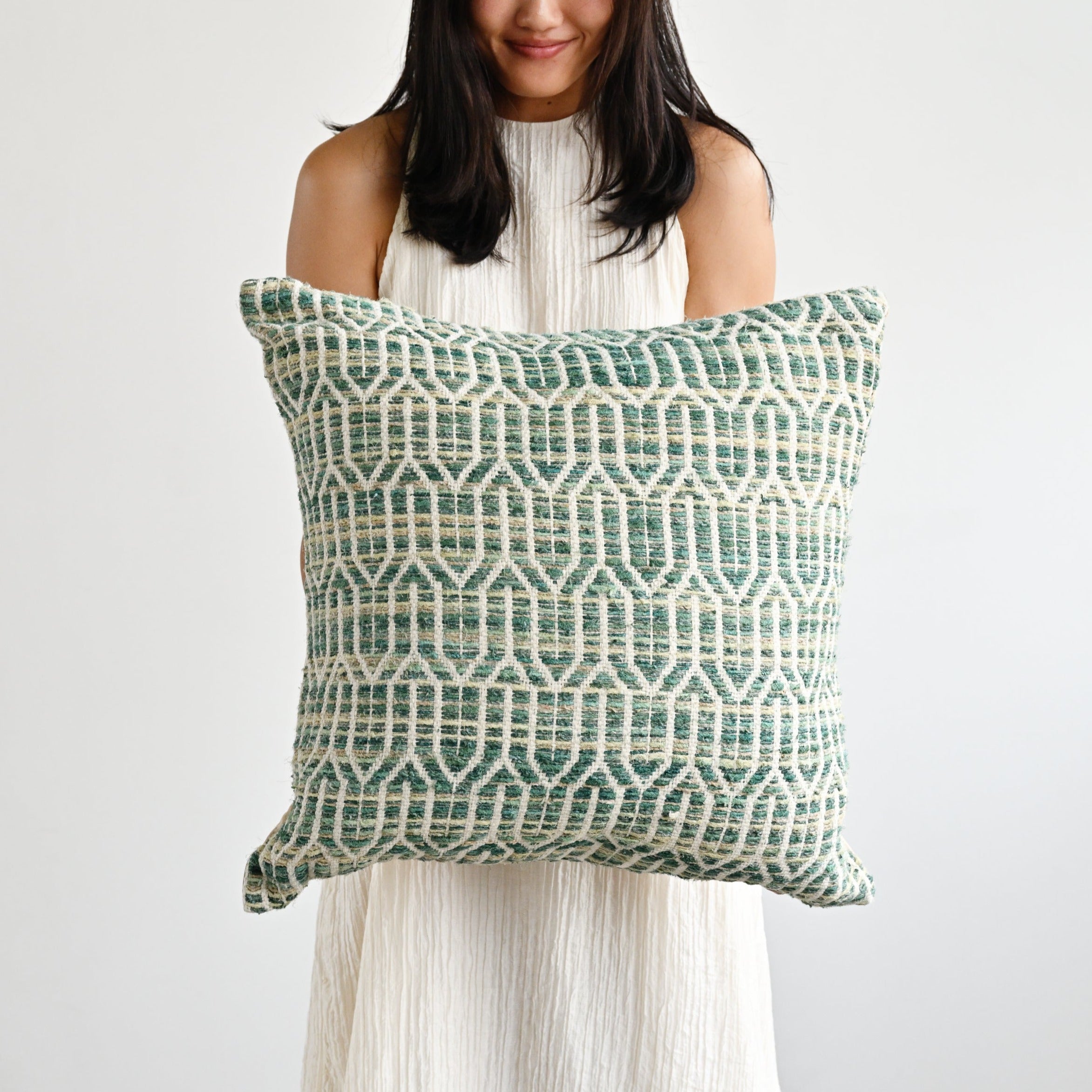 Asmee Cushion Cover