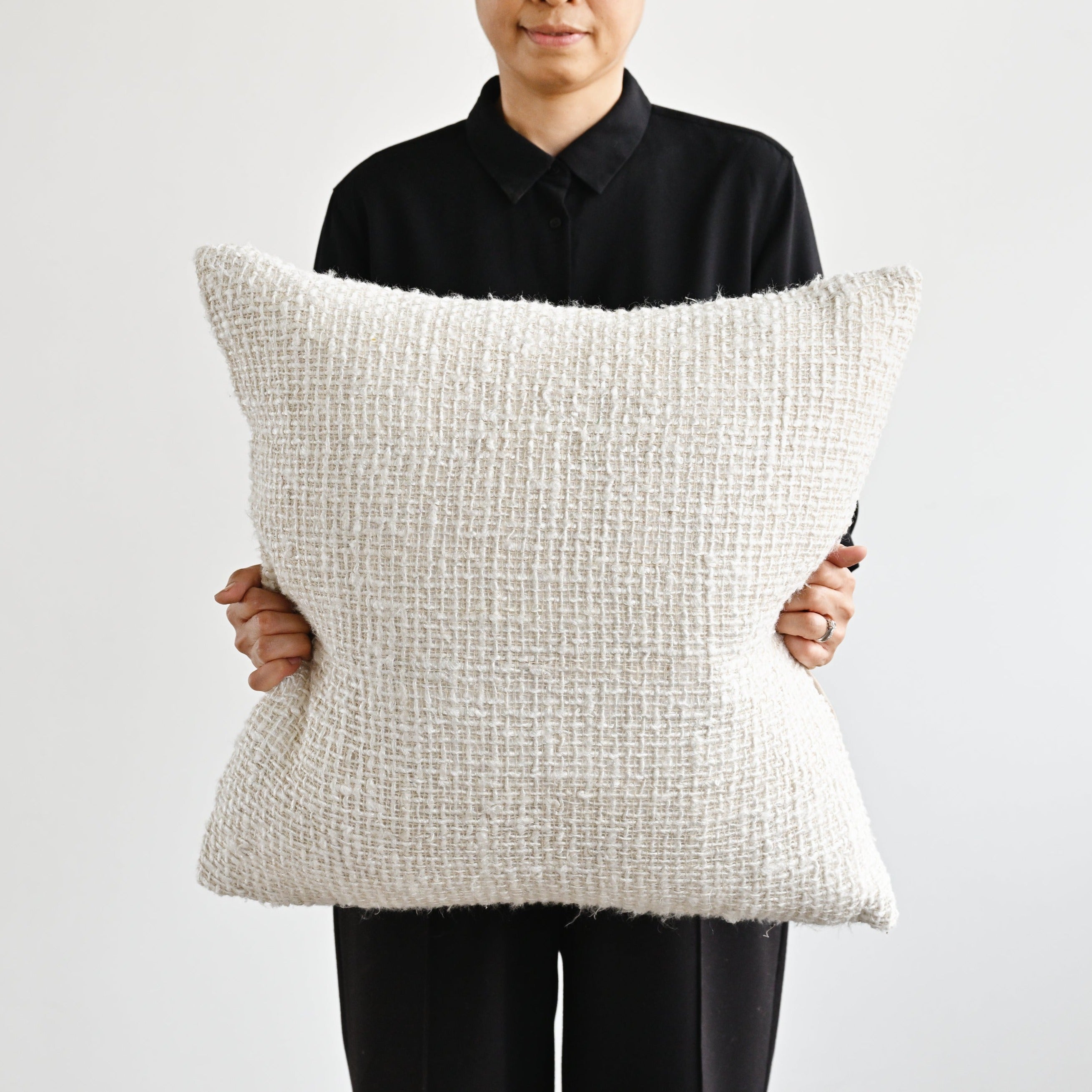 Navya Cream Cushion Cover