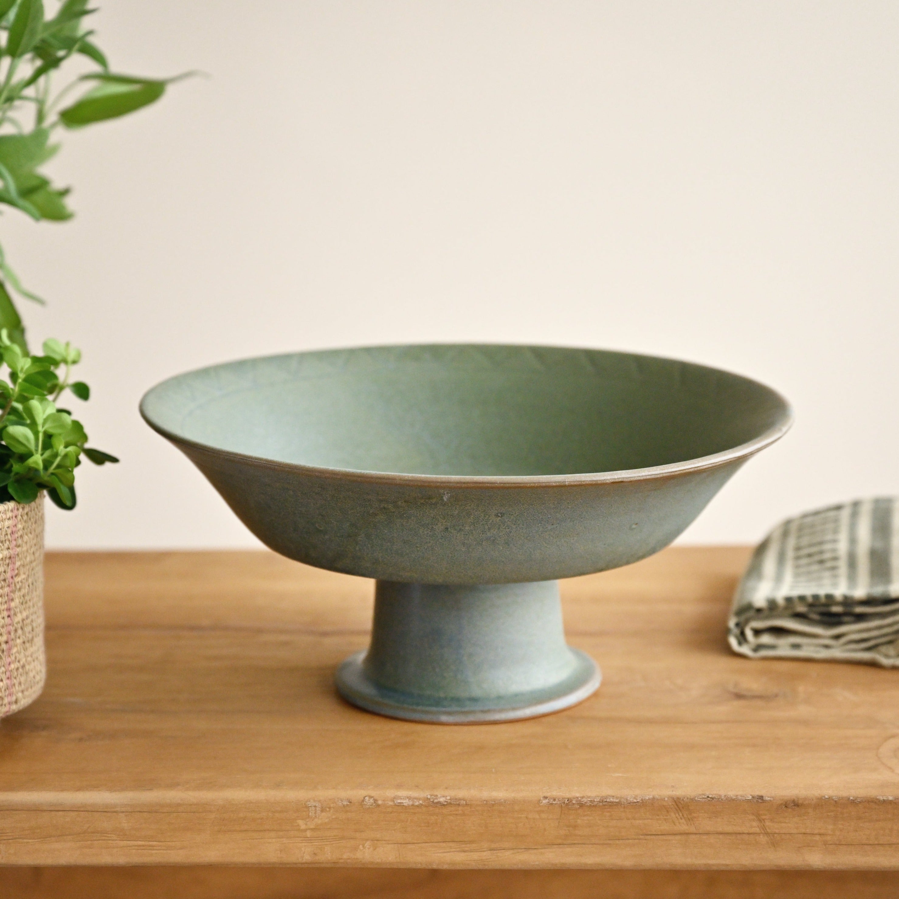 Bodie Pedestal Bowl