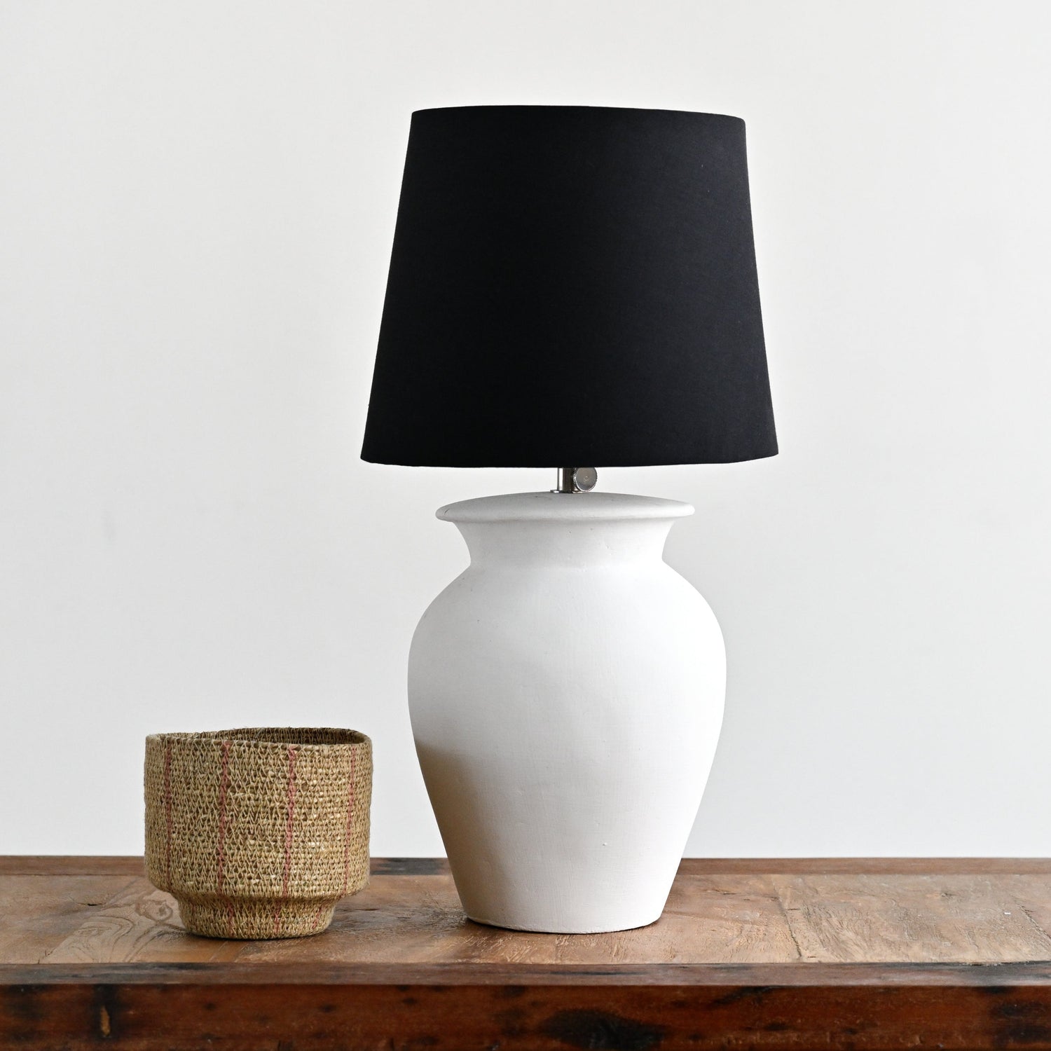 White Nusa Lamp