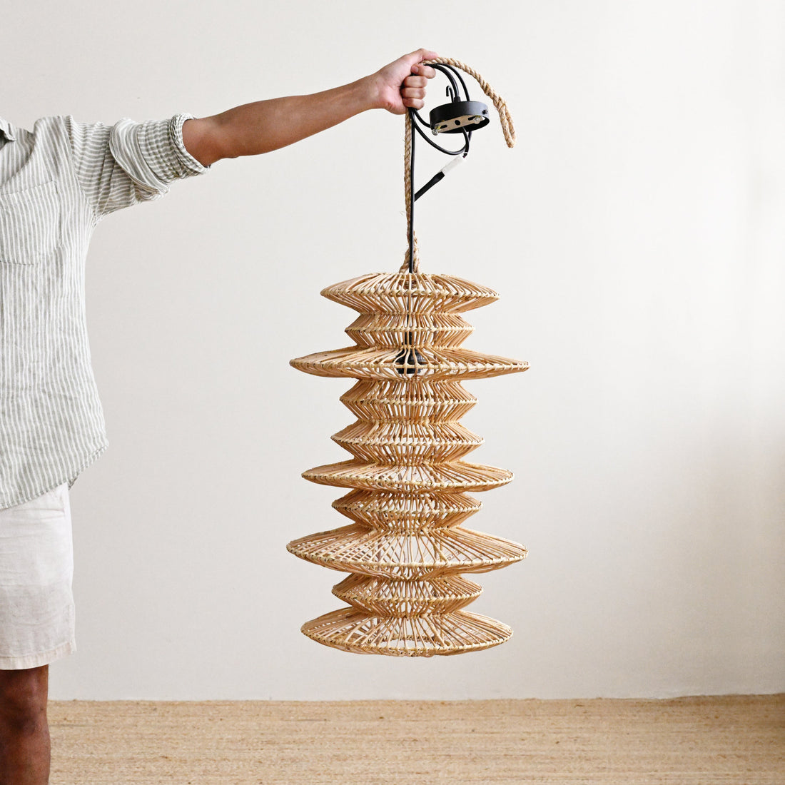 Hive Rattan Pendant Lamp
