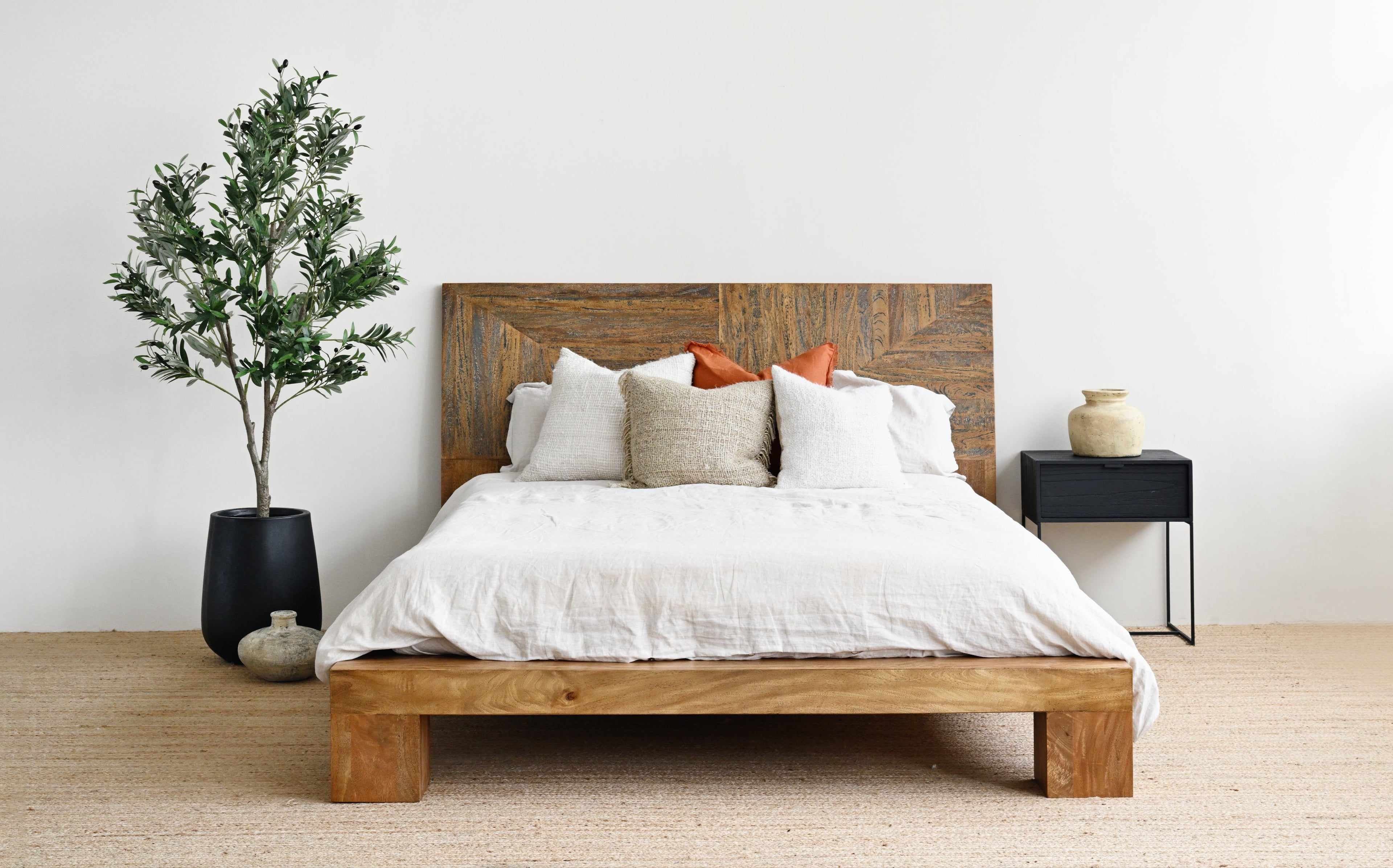 Lola Side Table - Black 12