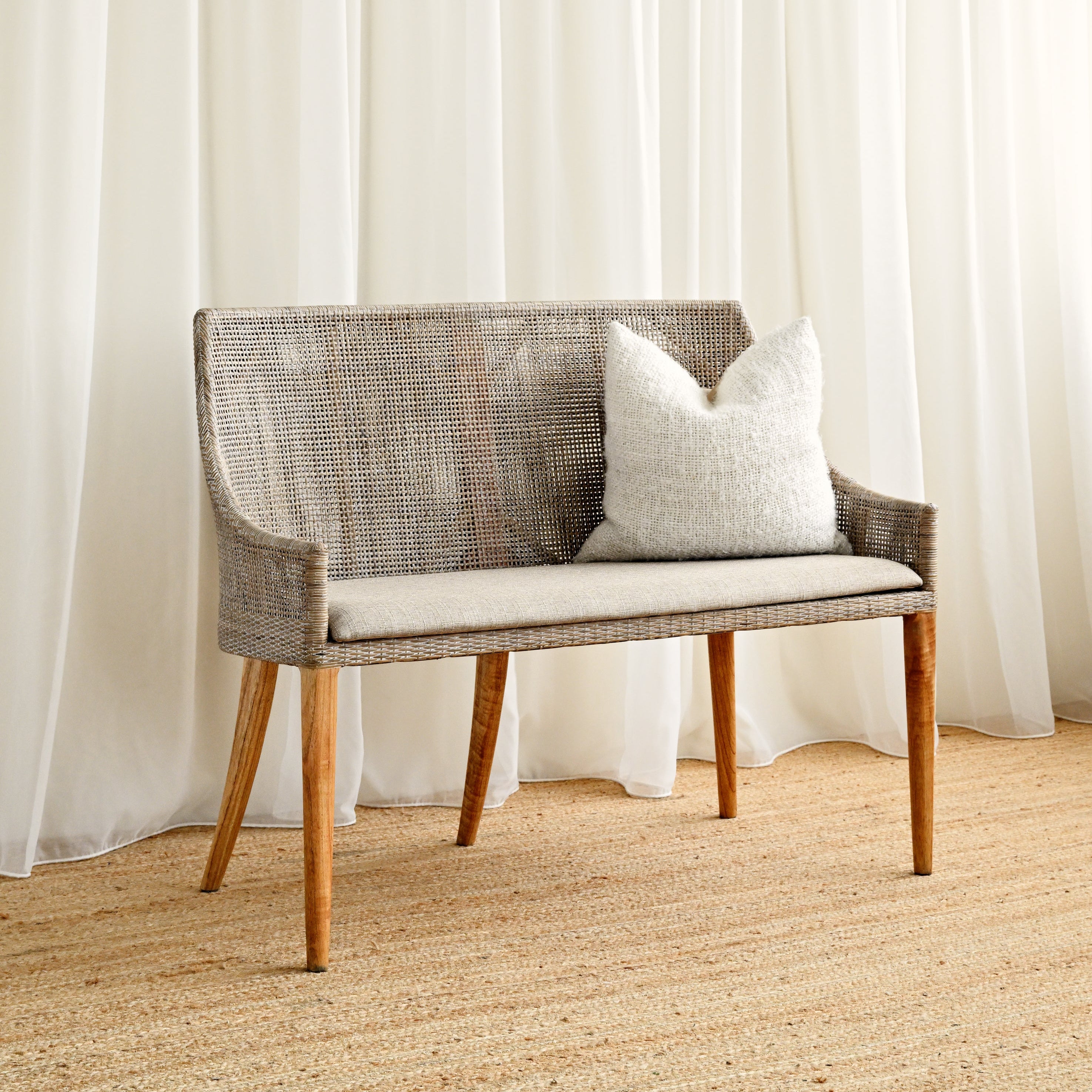 Nashville 2 Seater - White Wash 4