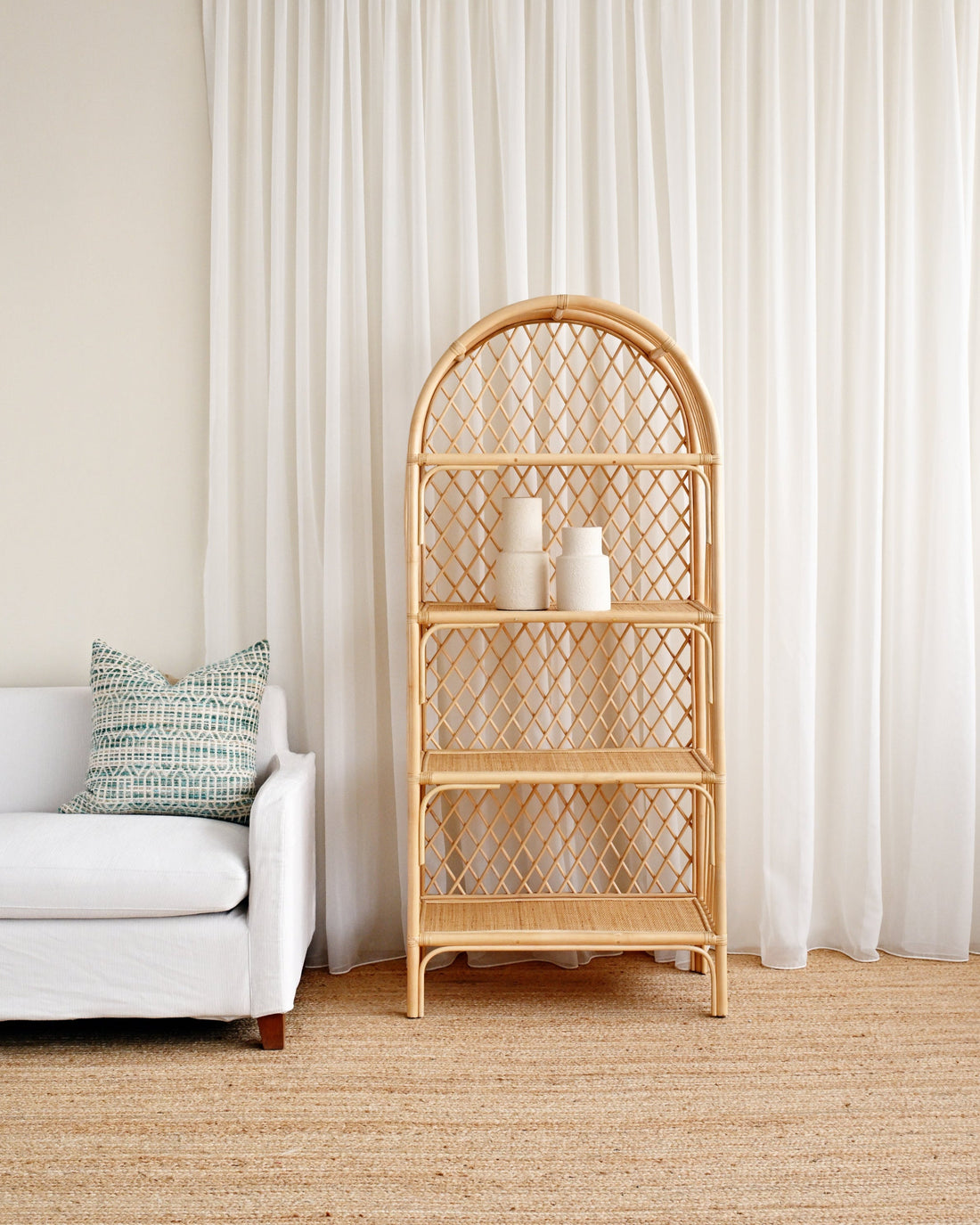 Natural Bungalow Bookshelf 2