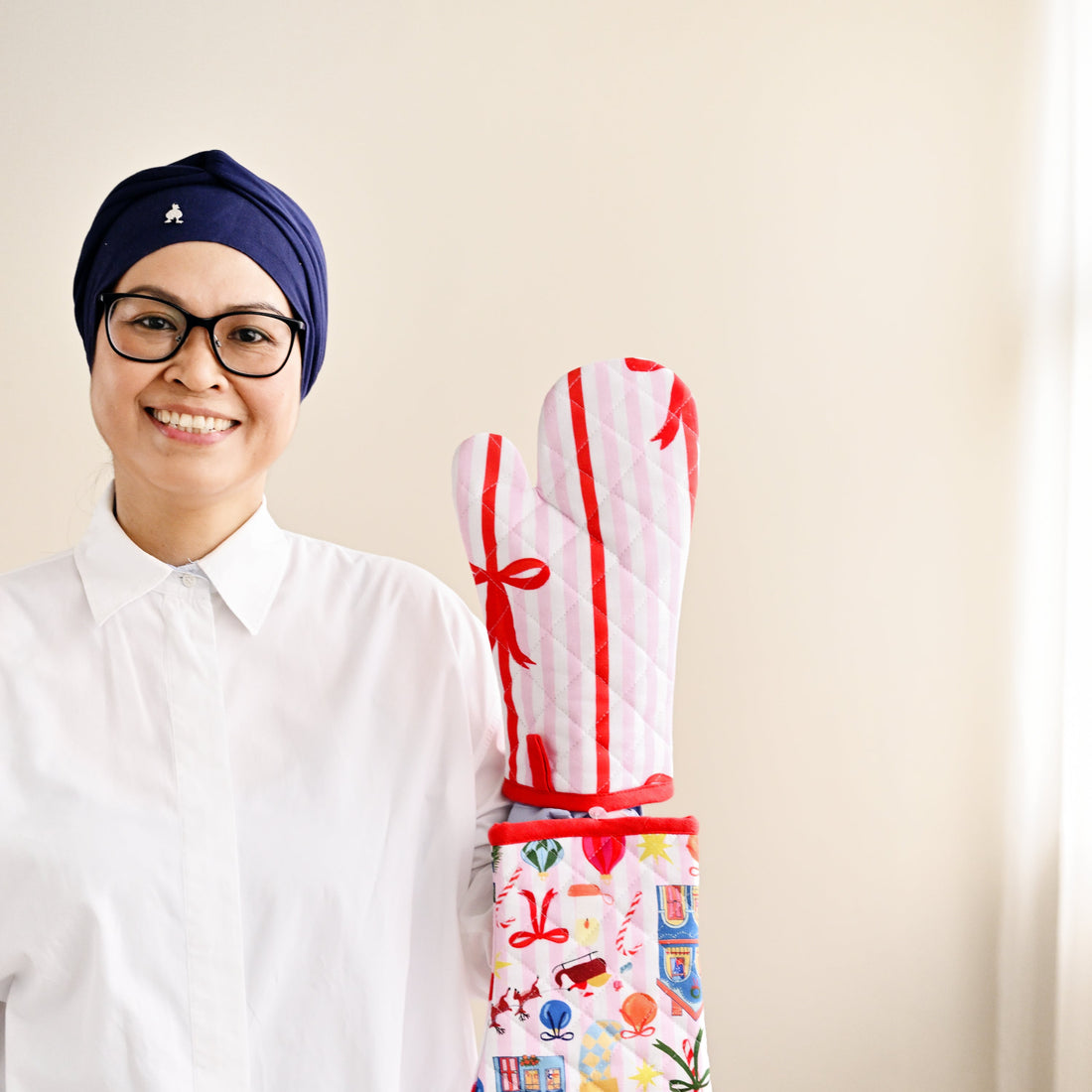 Night Before Oven Mitts - Set of 2