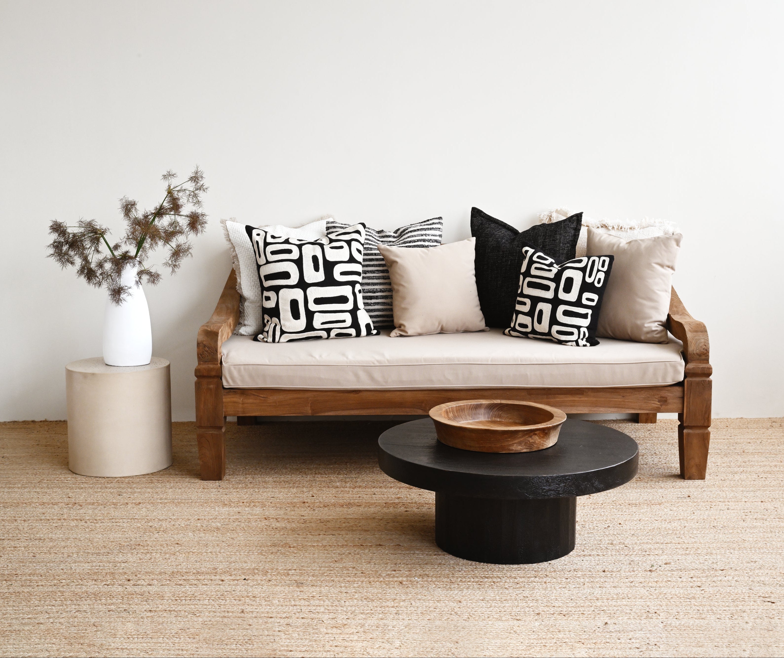 Nomad Pebble Cushion Cover 8