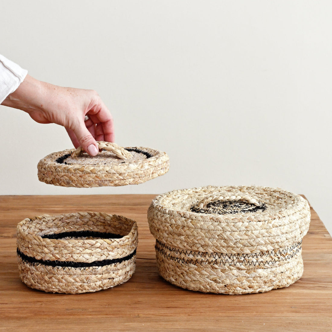 Round Tiffin Basket - Set of 2 6