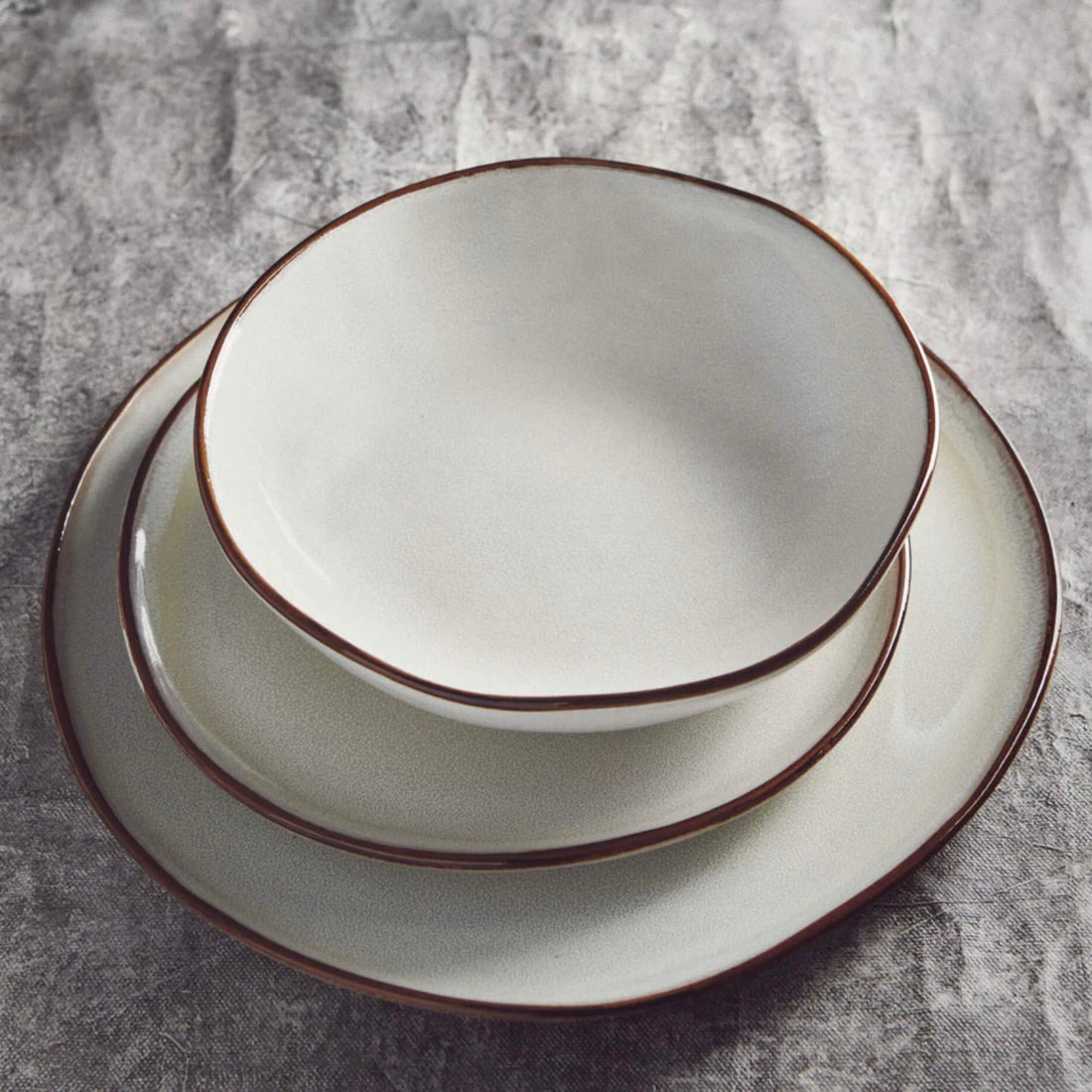 Series Dinner Set Vanilla (12 pcs)